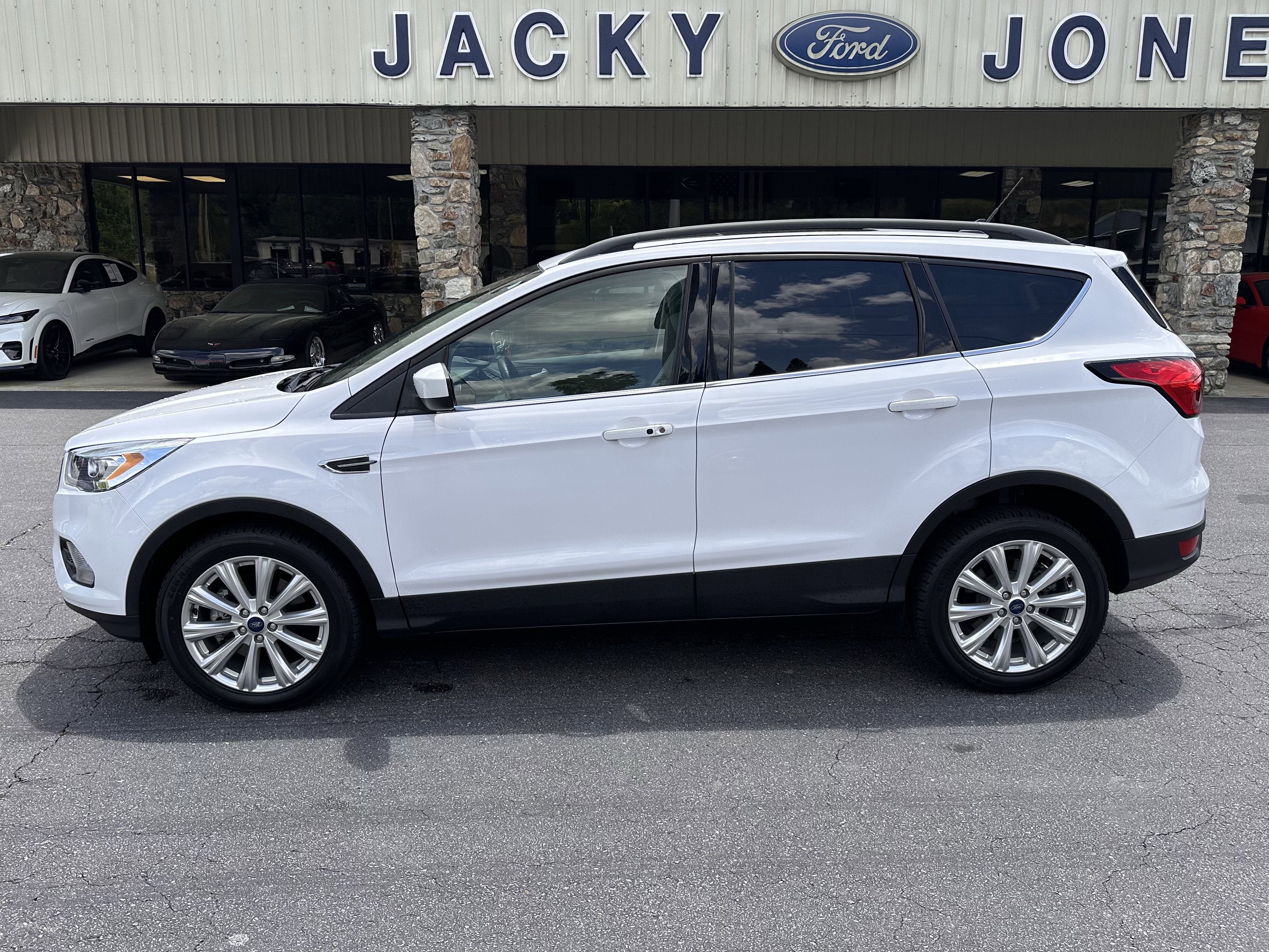 2019 Ford Escape SEL