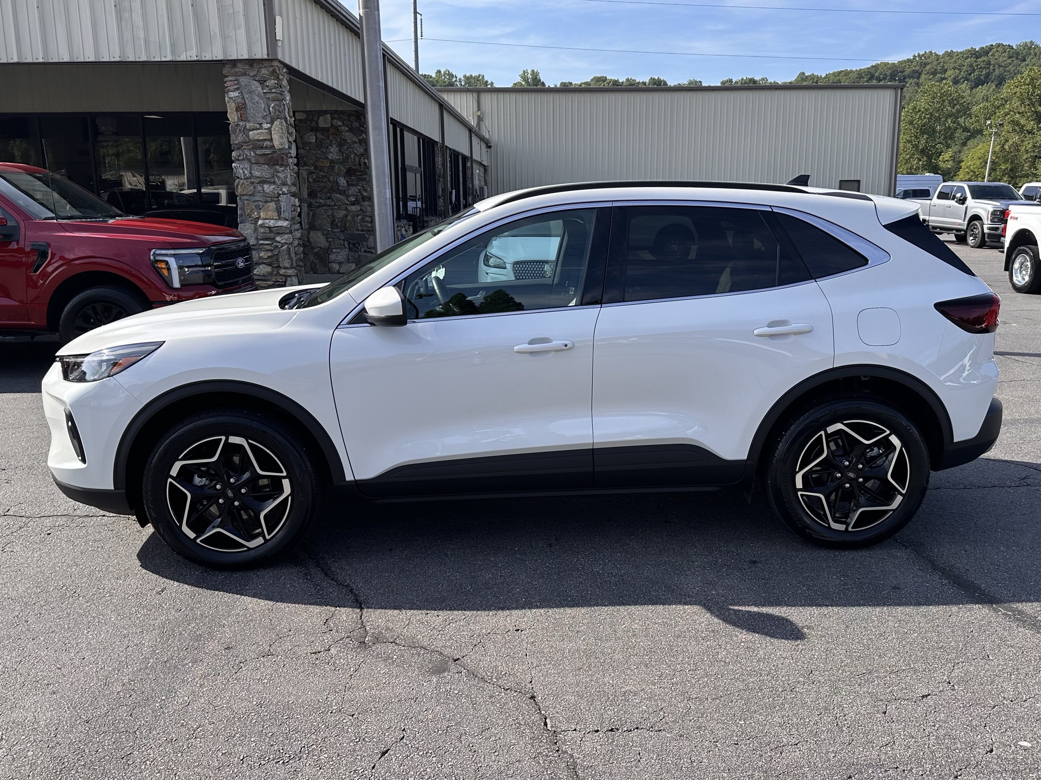 2026 Ford Escape Platinum