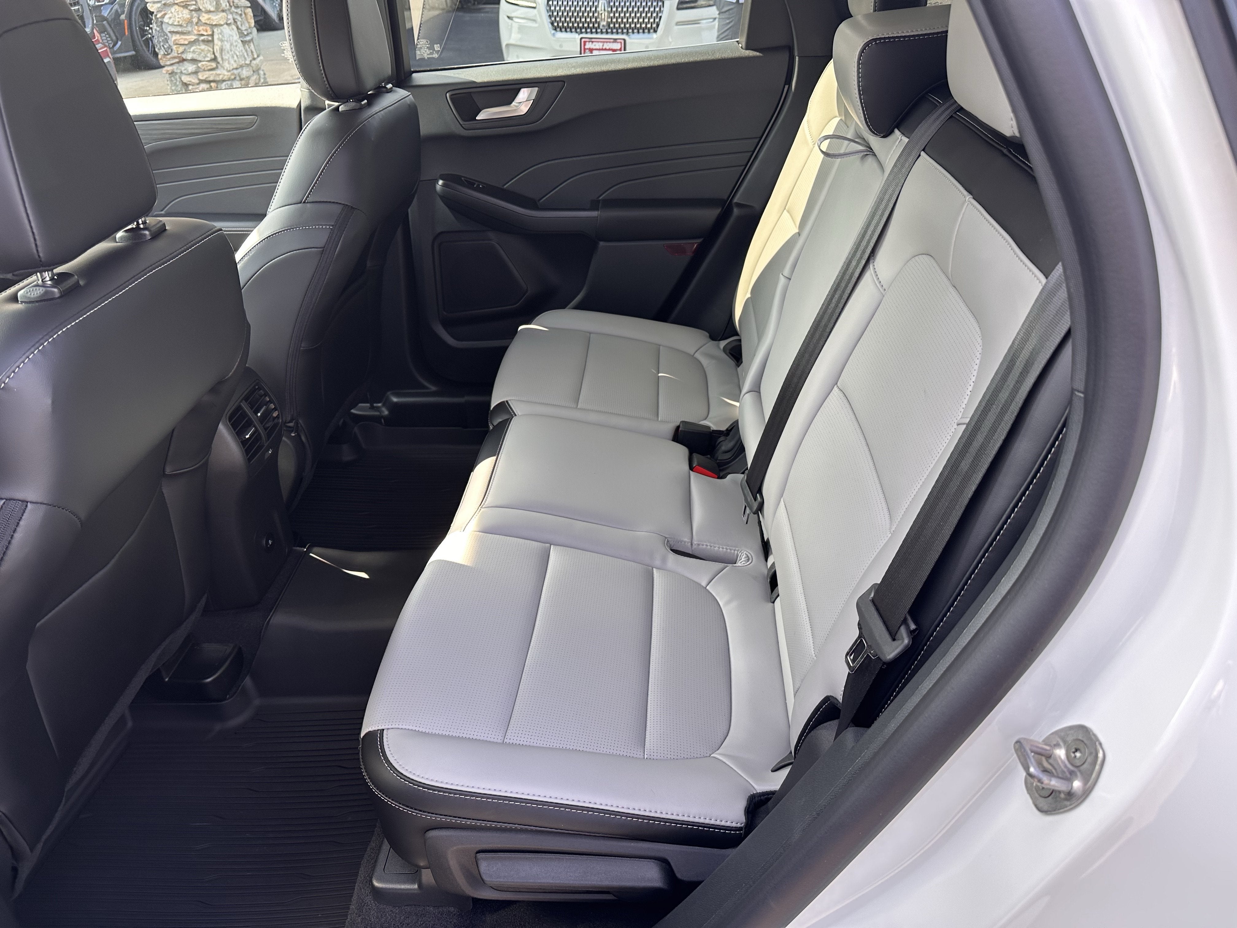 2026 Ford Escape Platinum