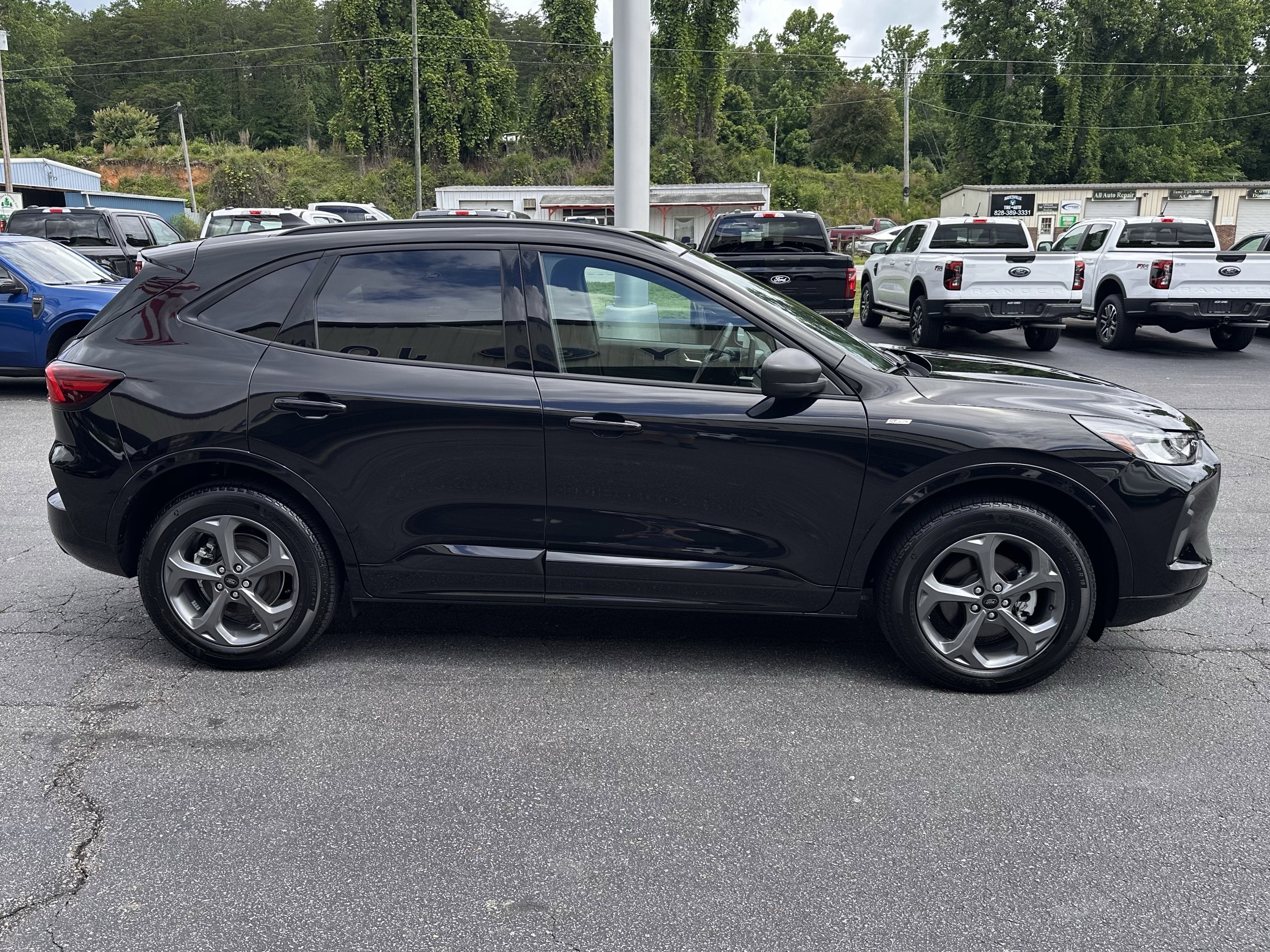 2024 Ford Escape ST-Line