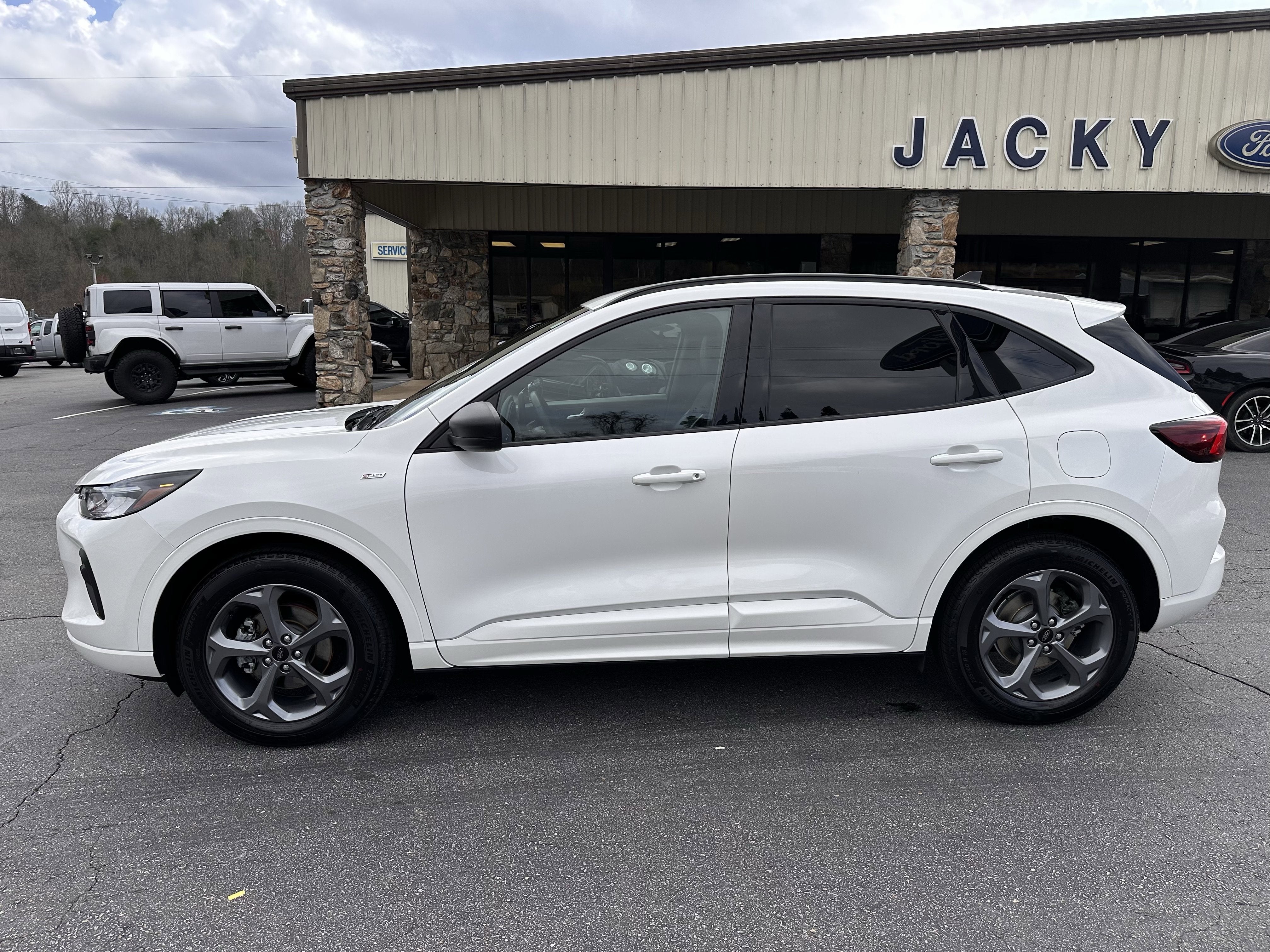 2023 Ford Escape ST-Line