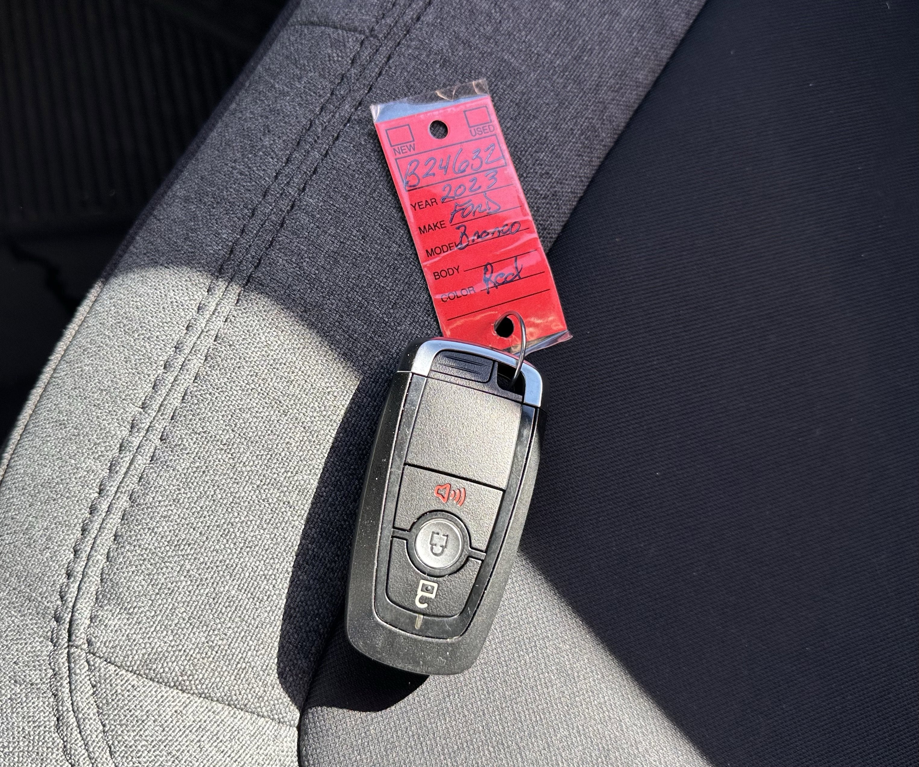 2023 Ford Bronco Base