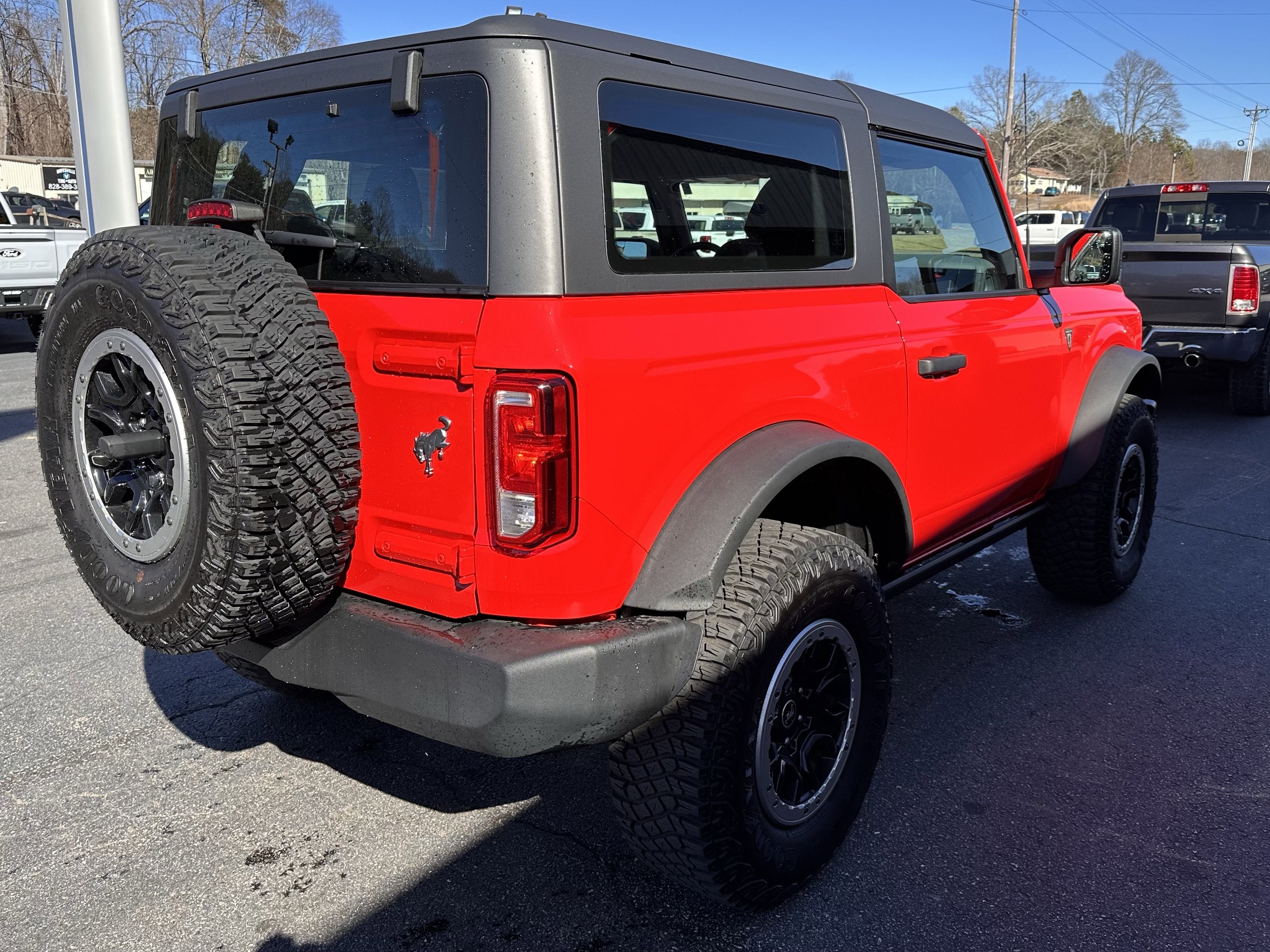 2023 Ford Bronco Base