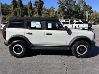 2026 Ford Bronco Base