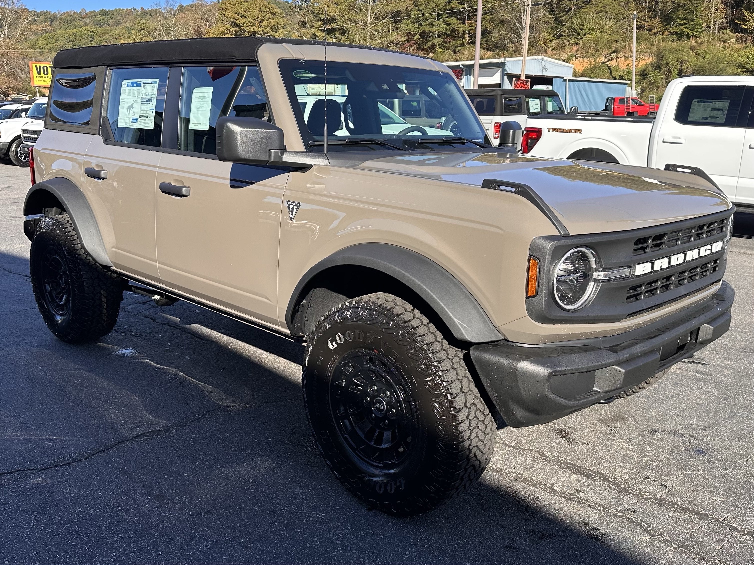 2026 Ford Bronco Base