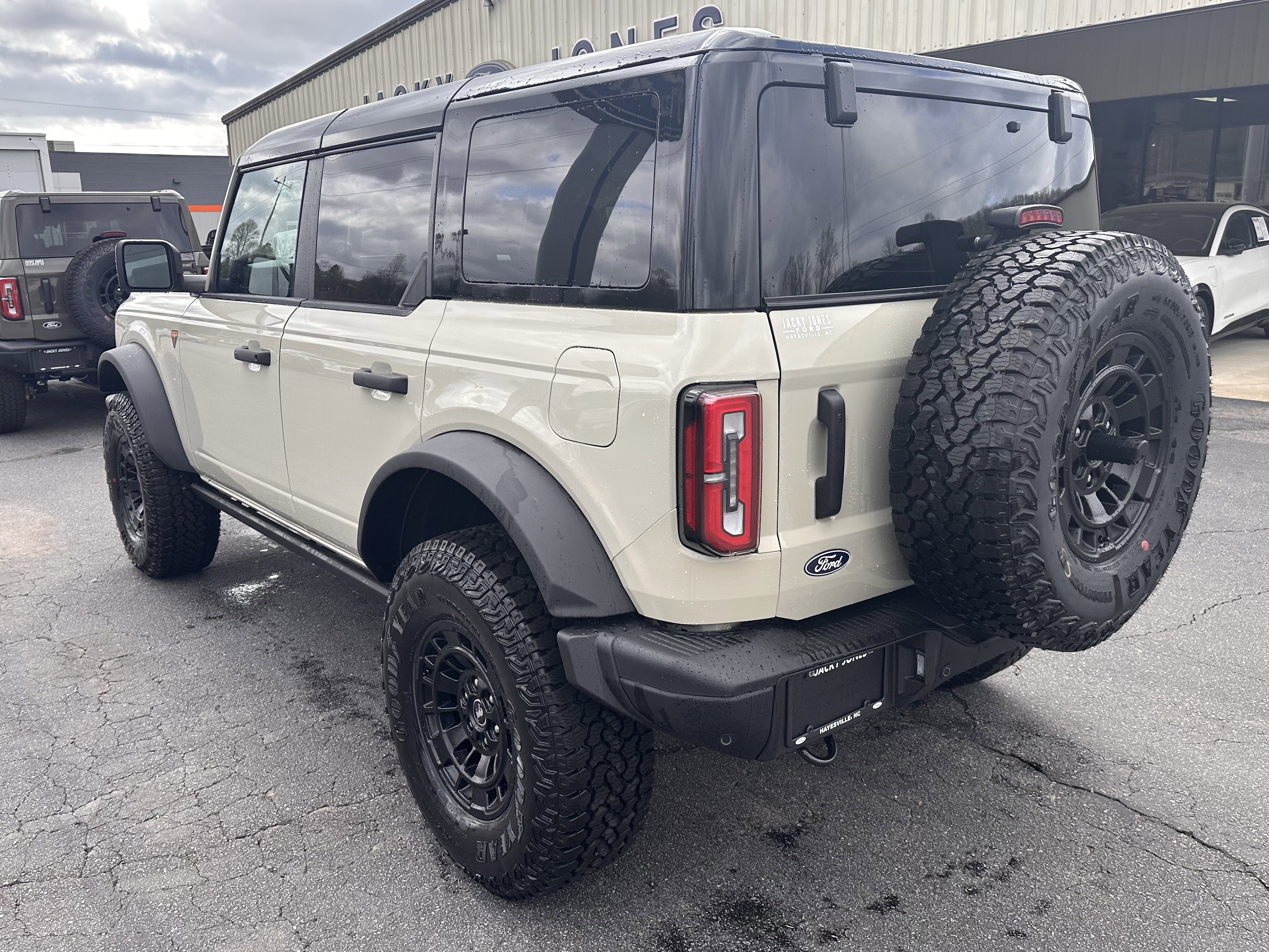 2026 Ford Bronco Badlands
