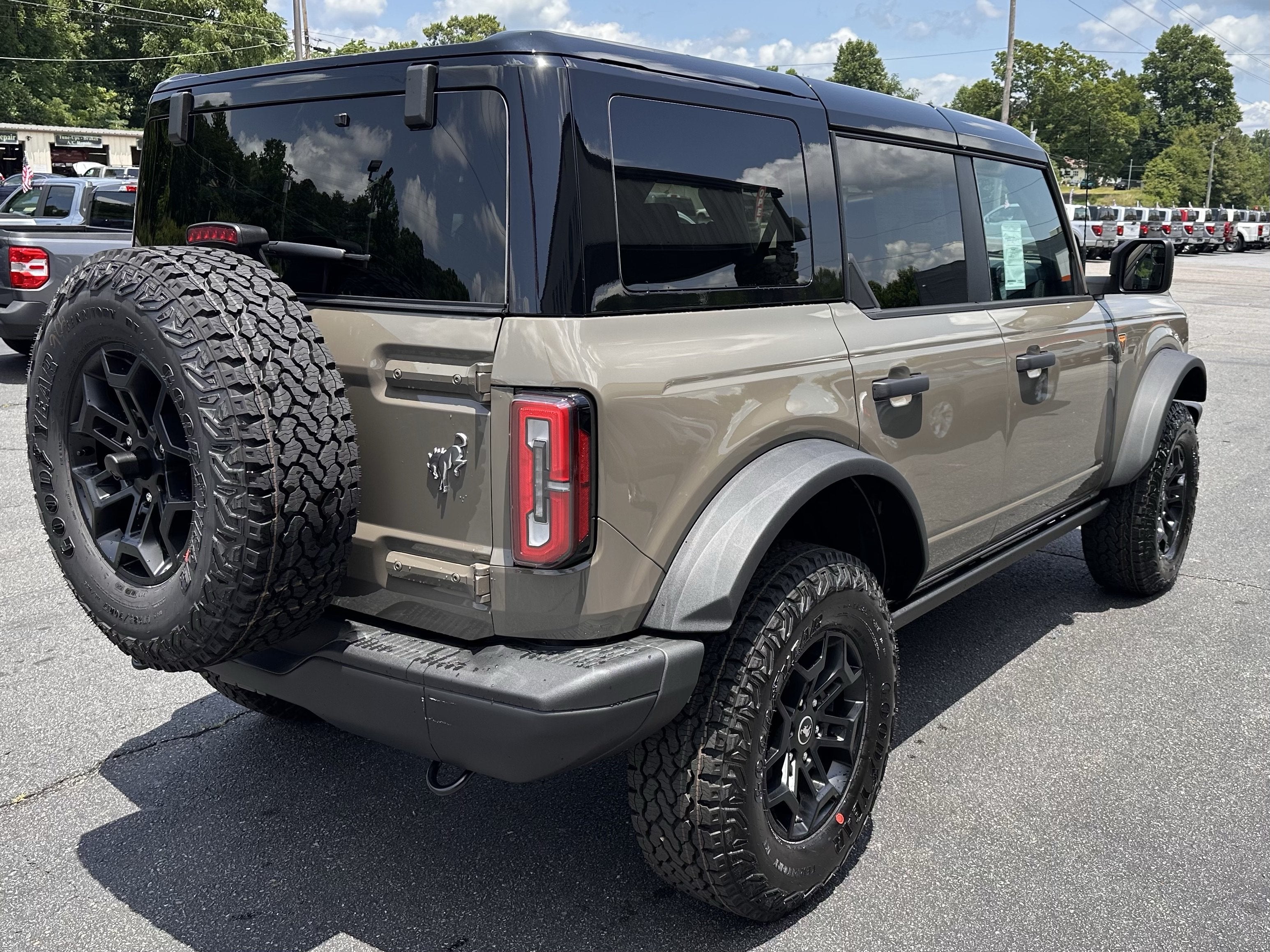 2026 Ford Bronco Badlands