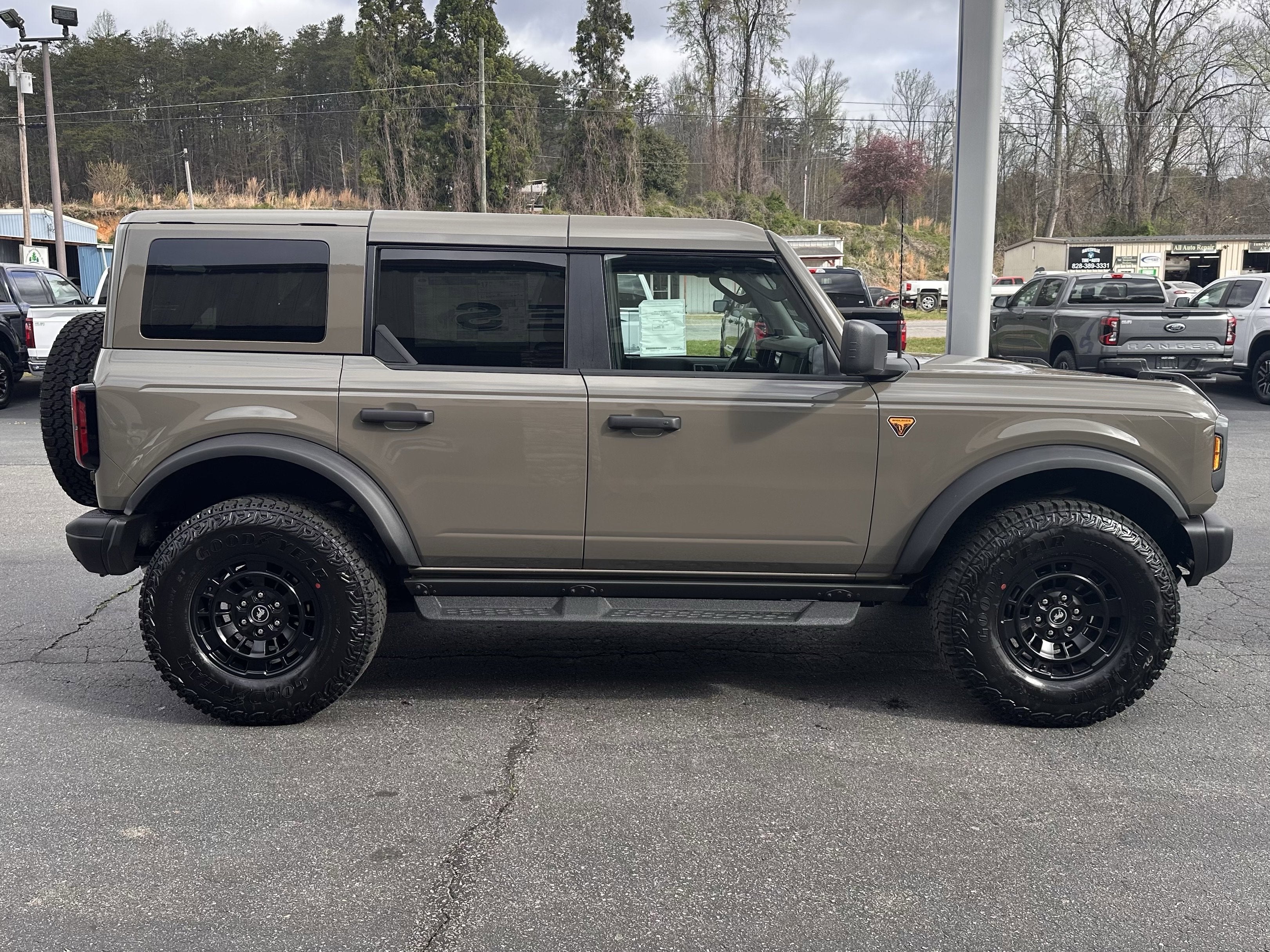 2026 Ford Bronco Badlands