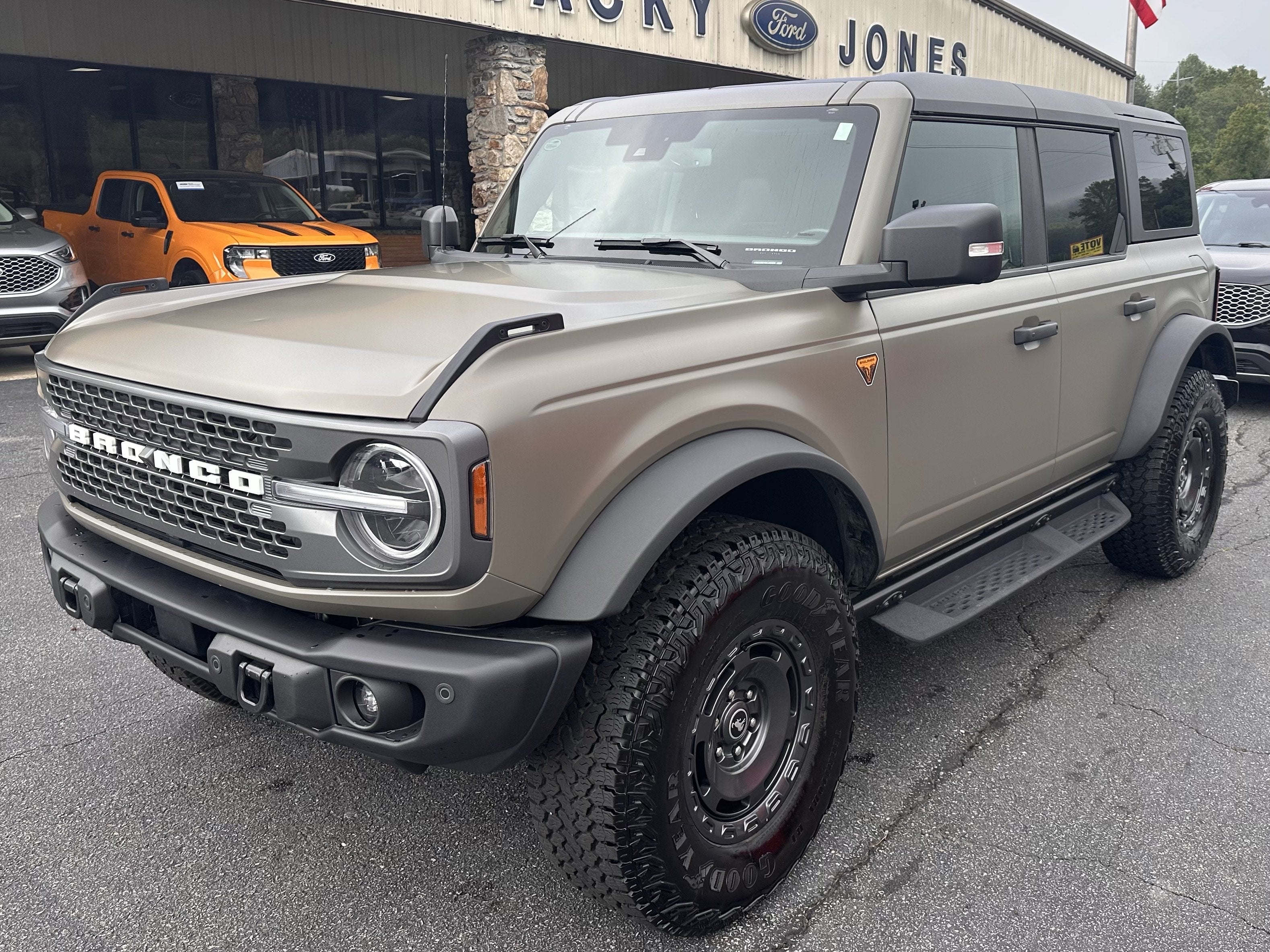 2025 Ford Bronco Badlands