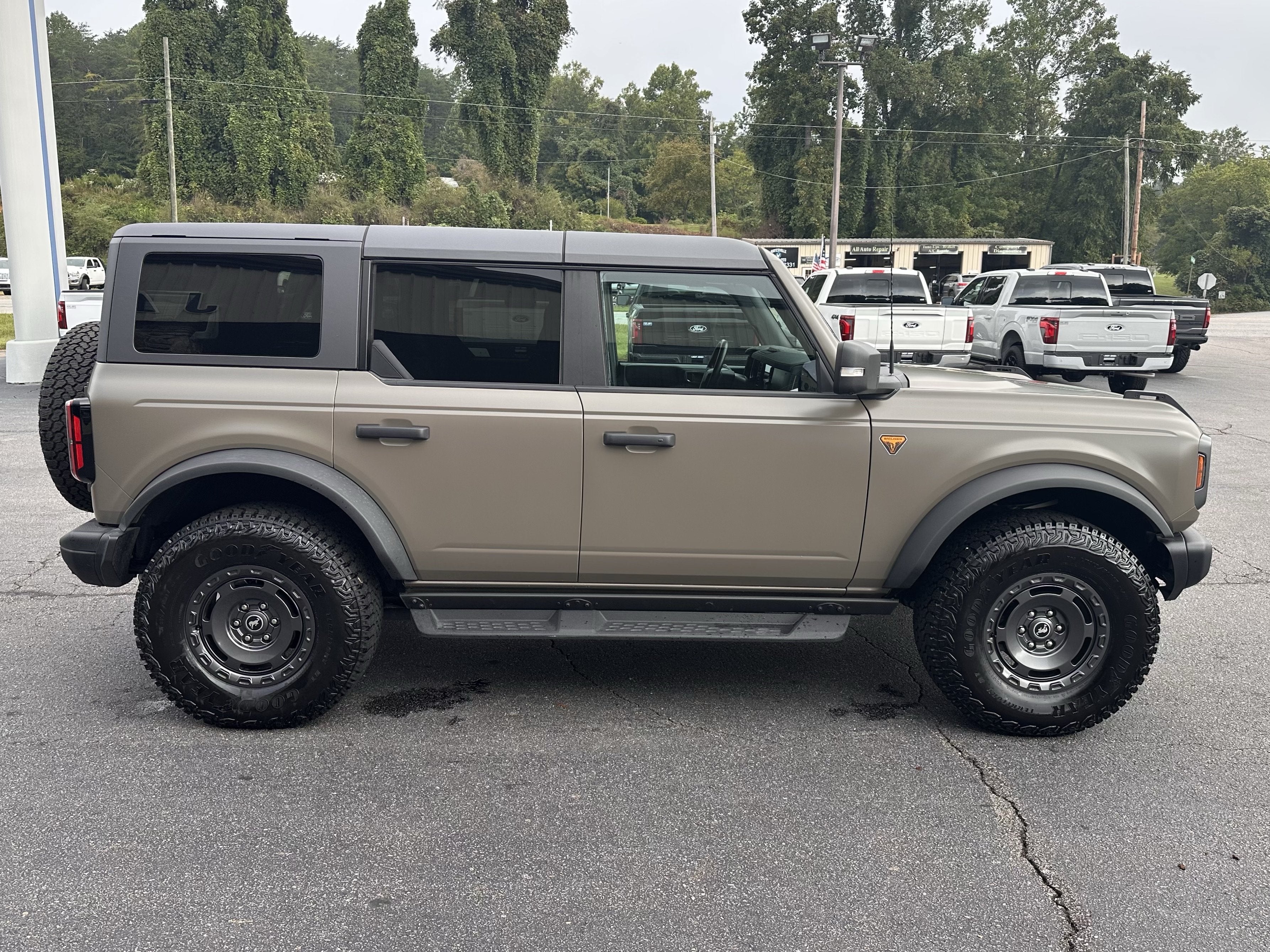 2025 Ford Bronco Badlands