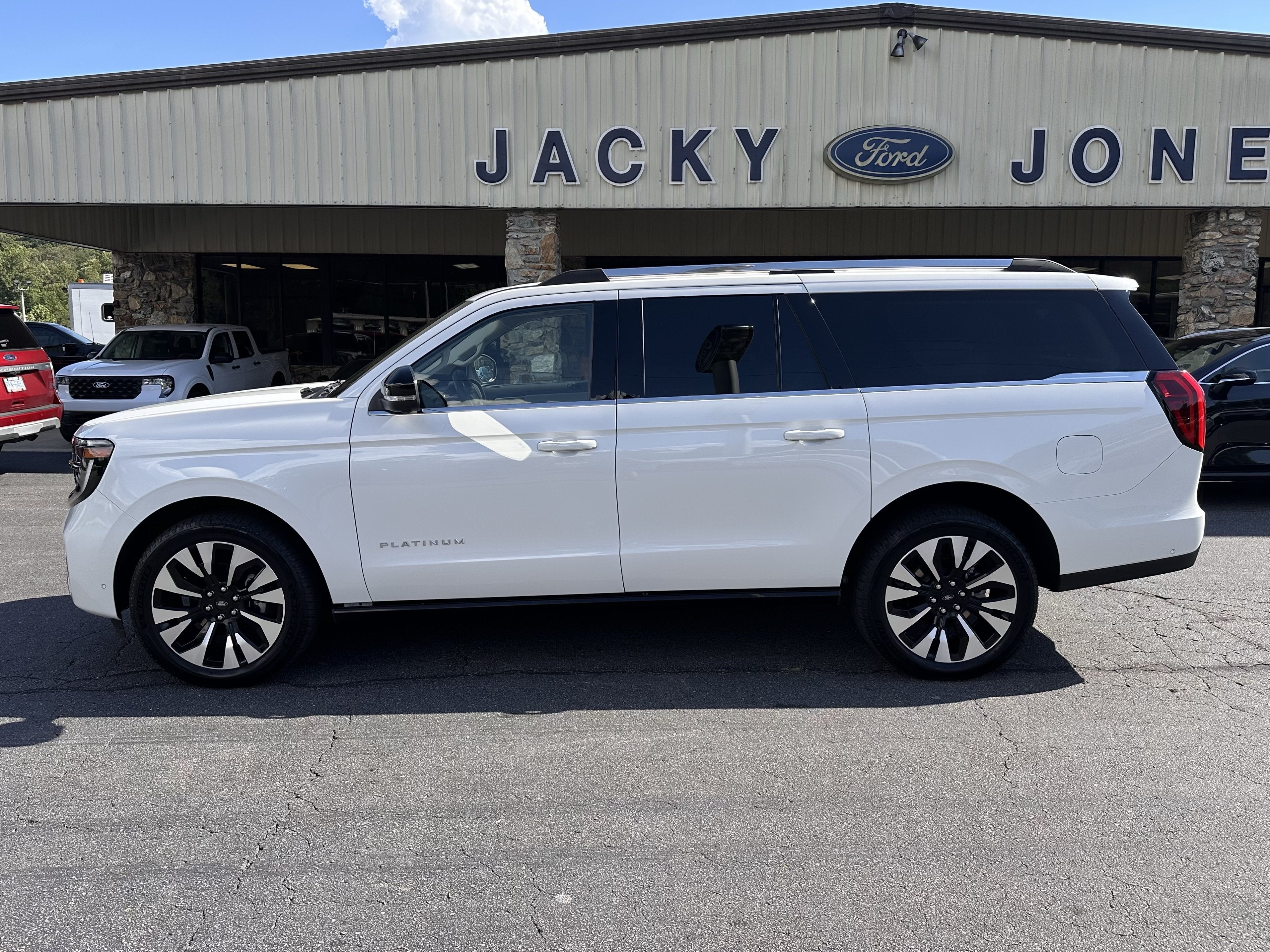 2025 Ford Expedition Max Platinum