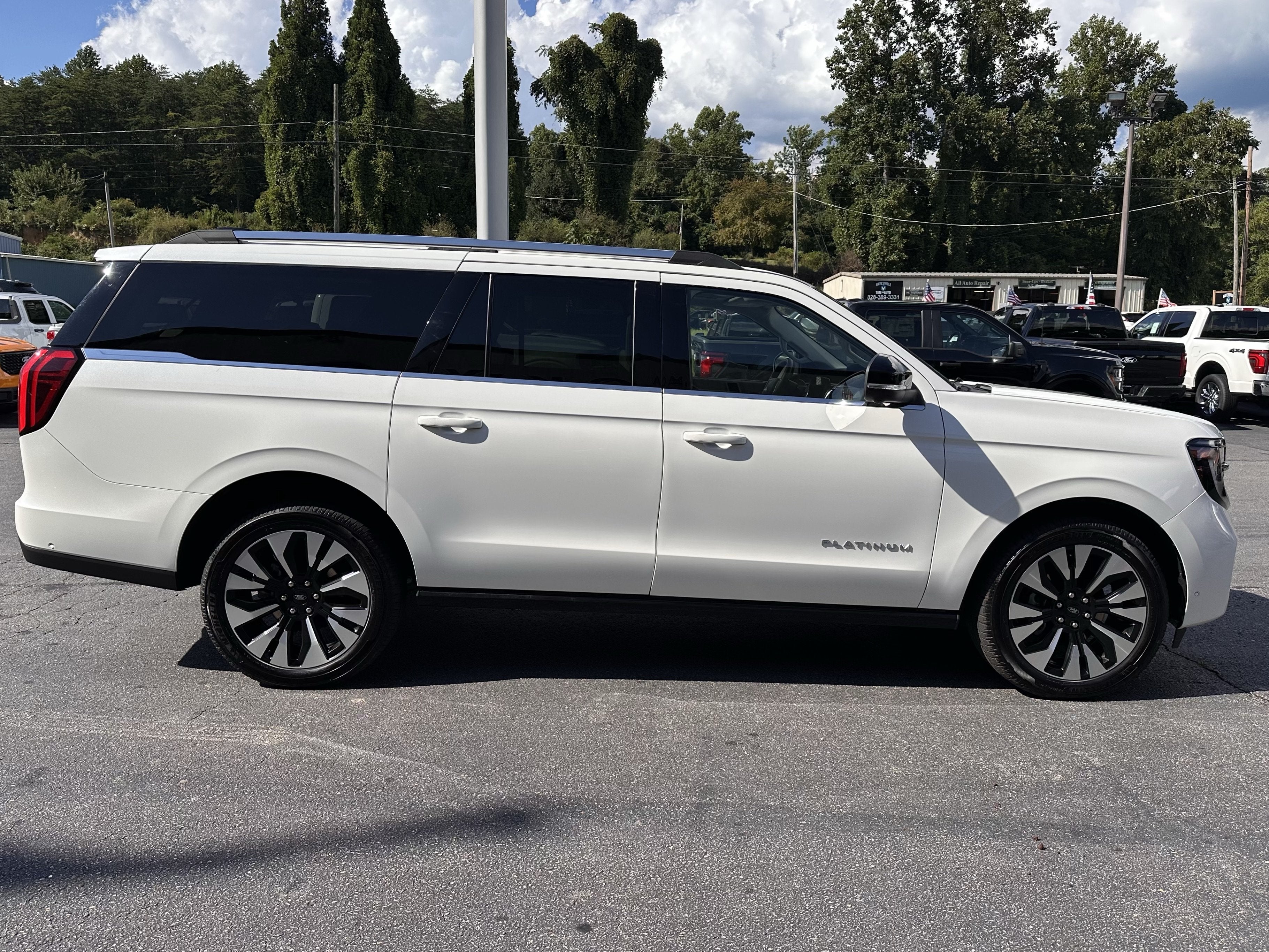2025 Ford Expedition Max Platinum