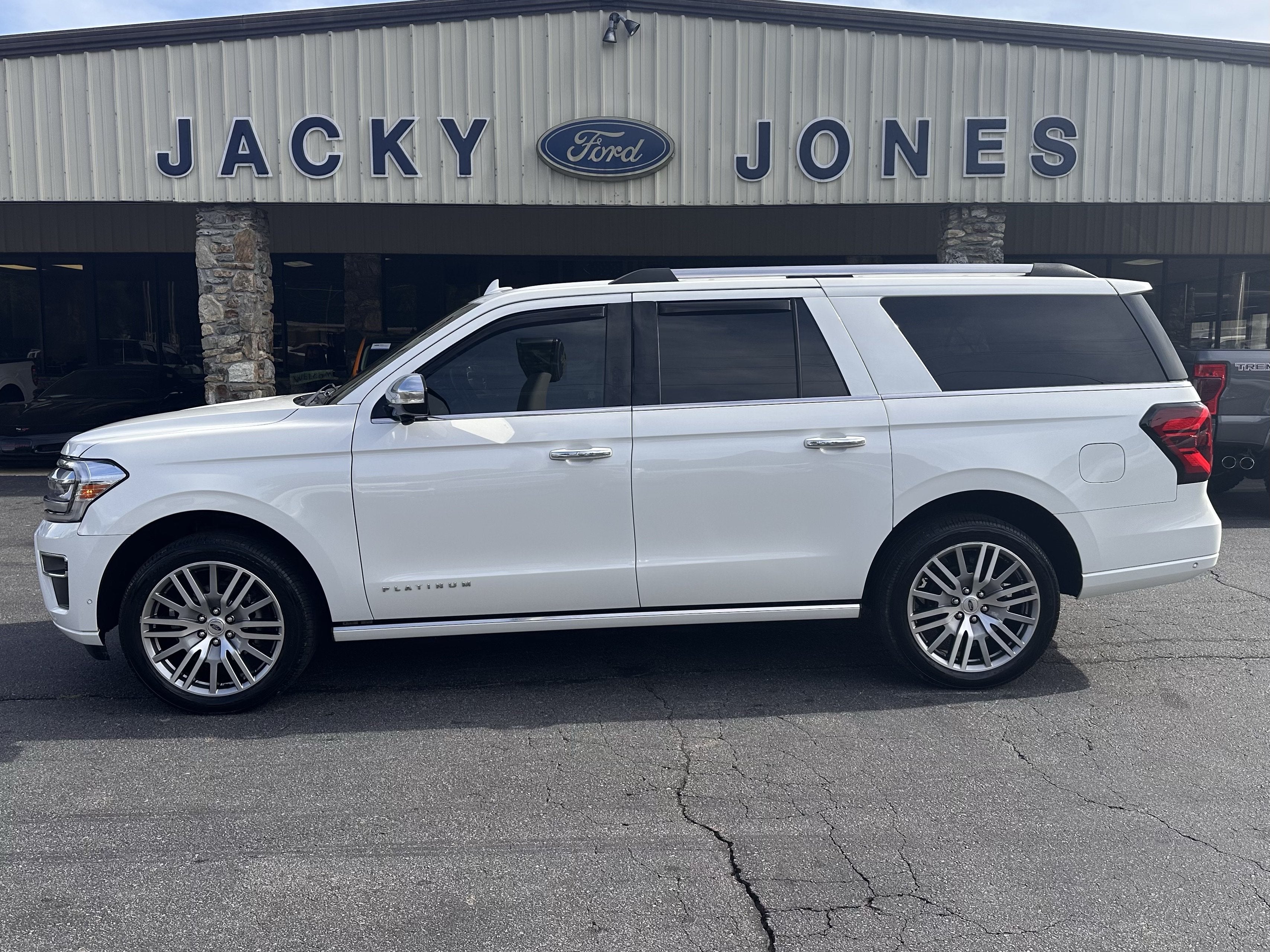 2024 Ford Expedition Max Platinum