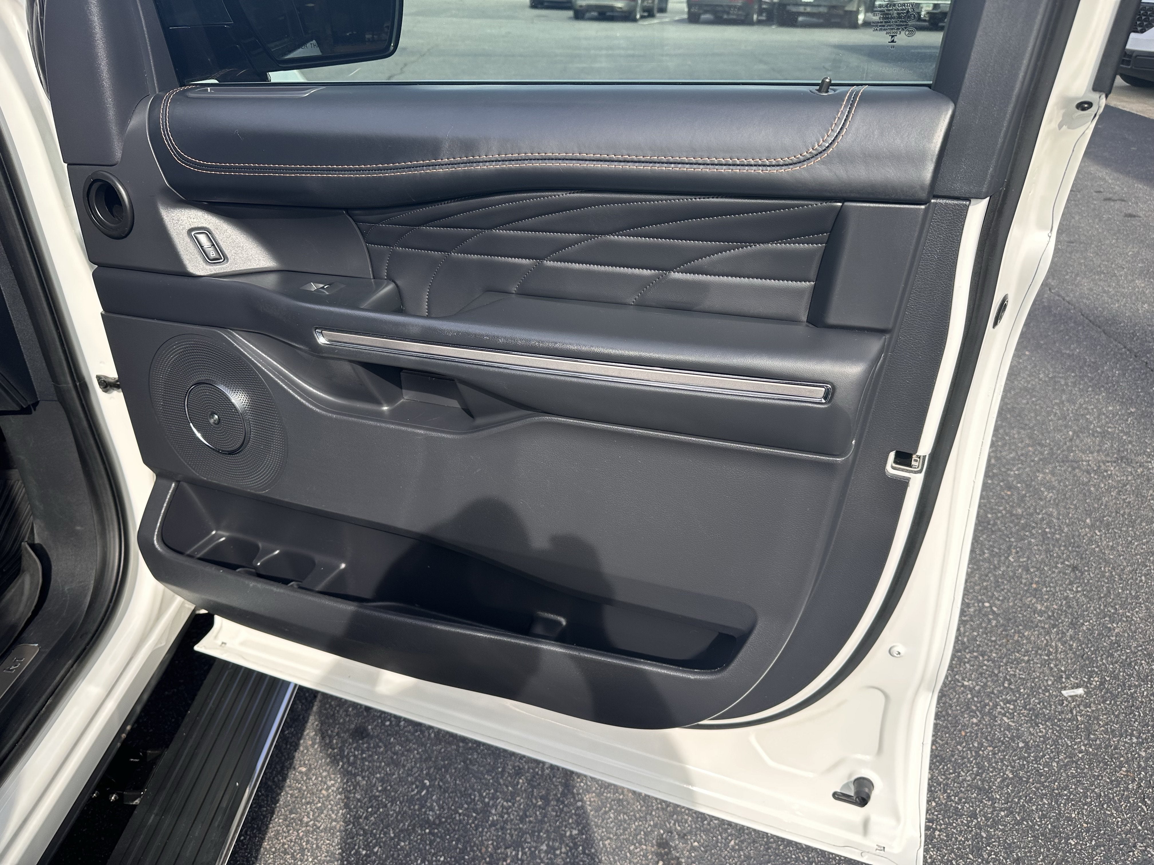 2024 Ford Expedition Max Platinum