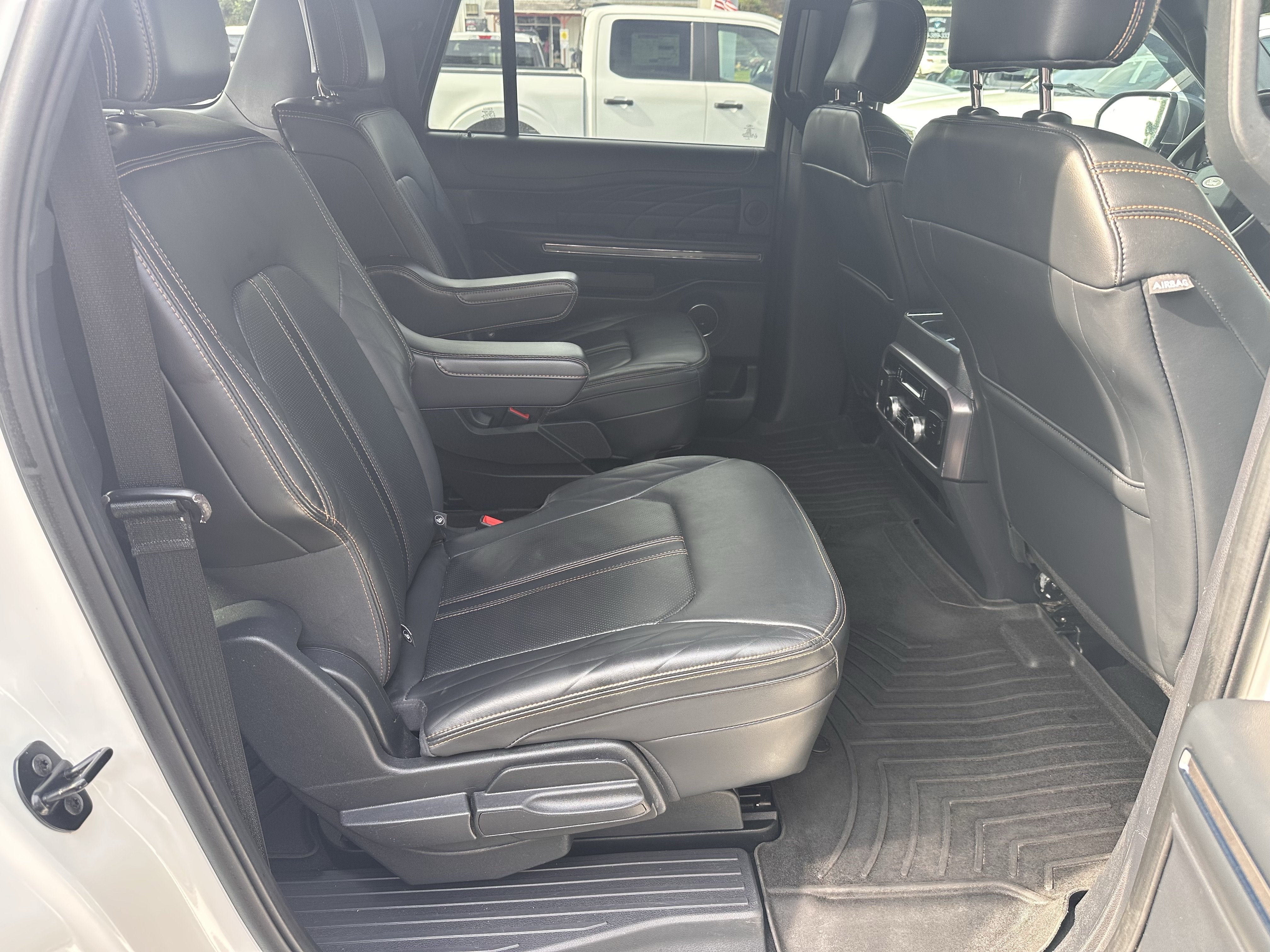 2024 Ford Expedition Max Platinum