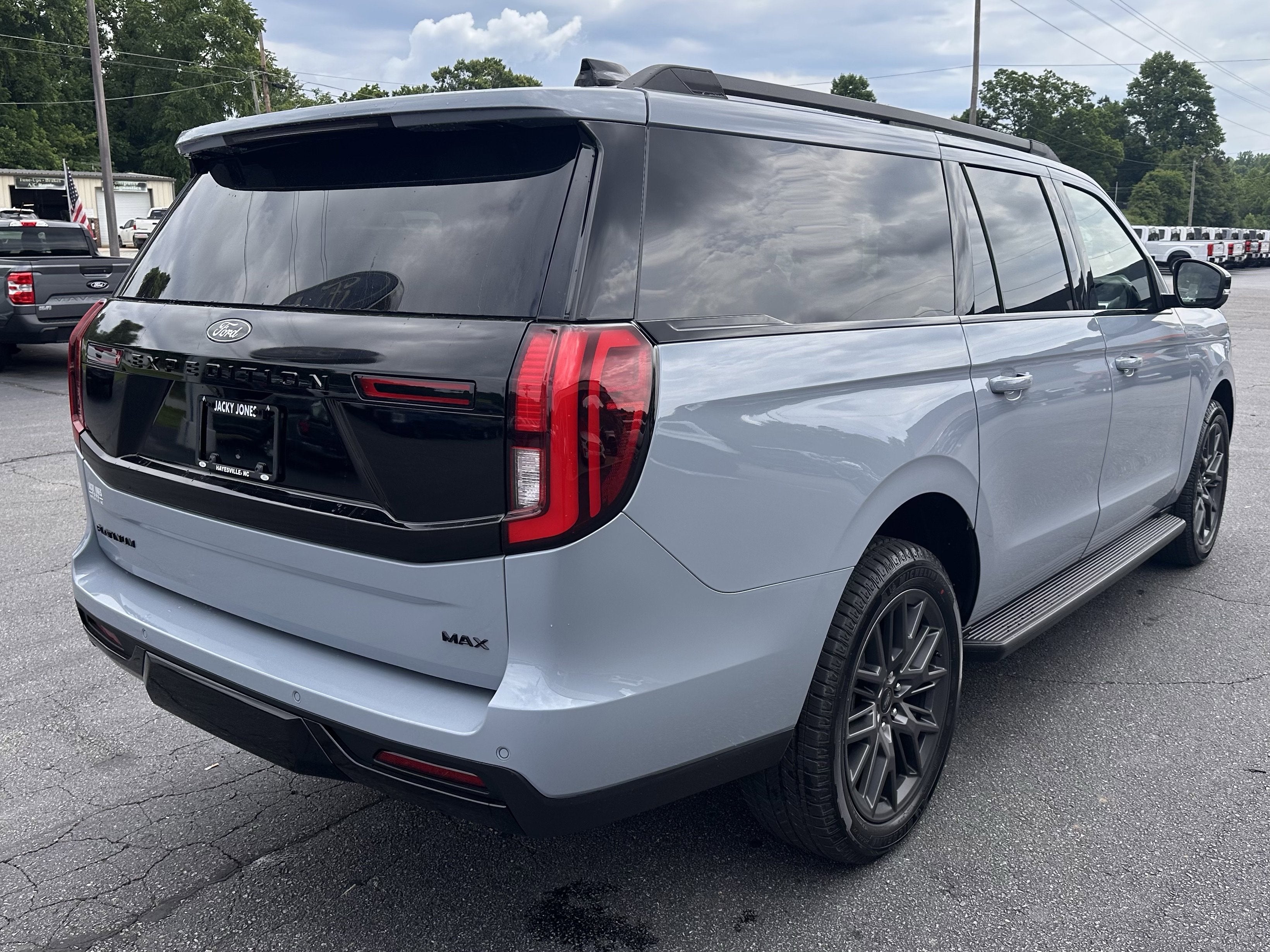 2026 Ford Expedition Max Platinum