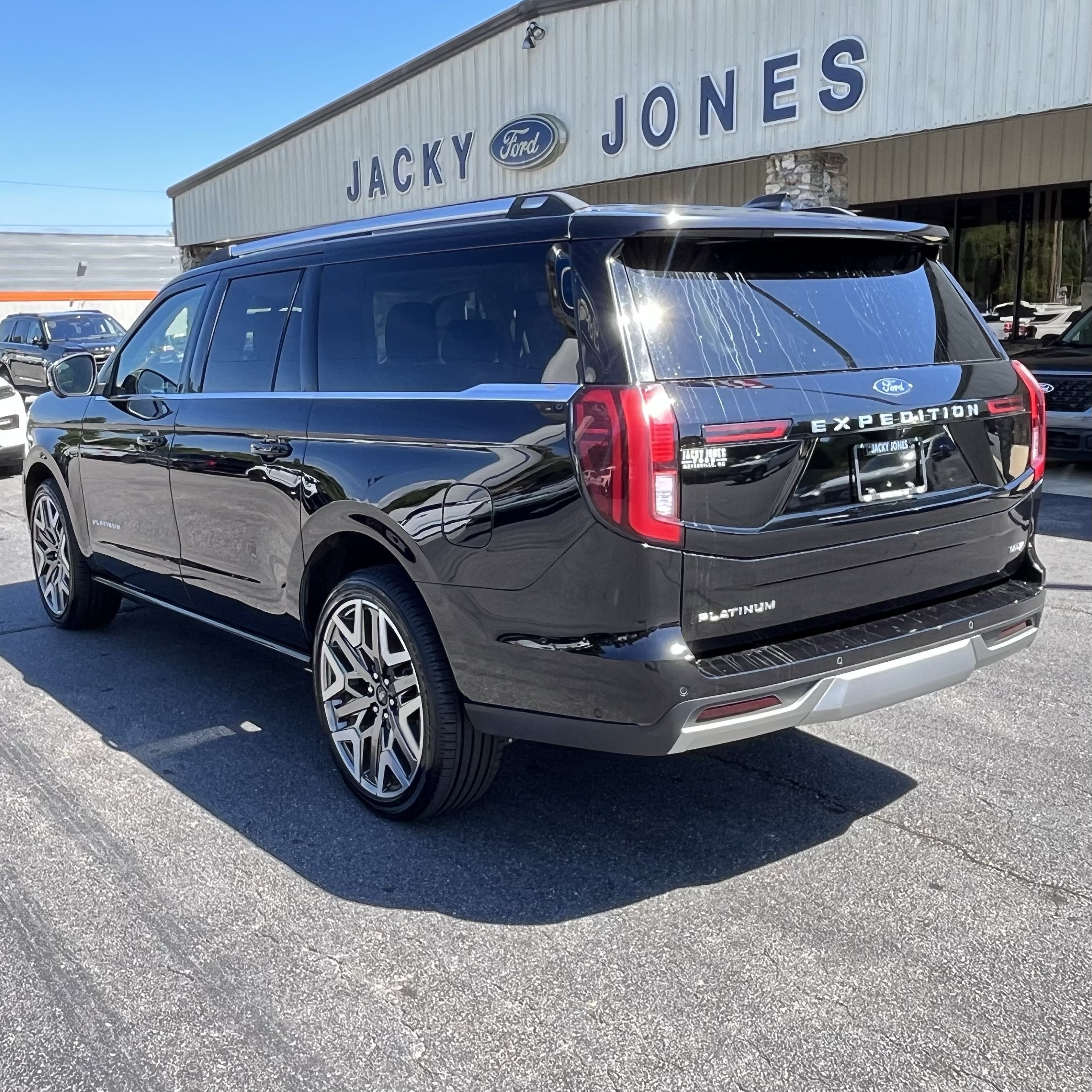 2025 Ford Expedition Max Platinum