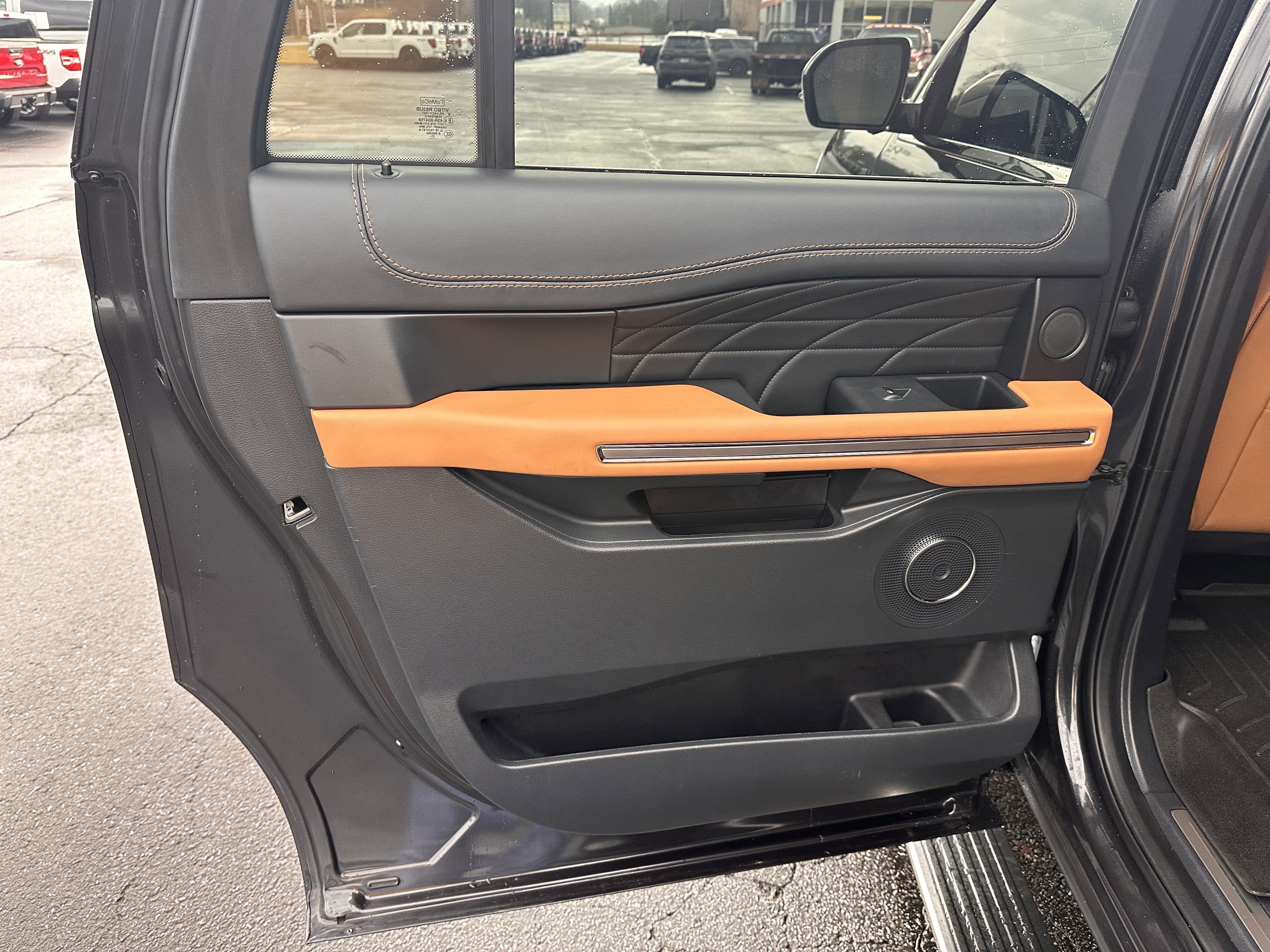 2022 Ford Expedition Max Platinum