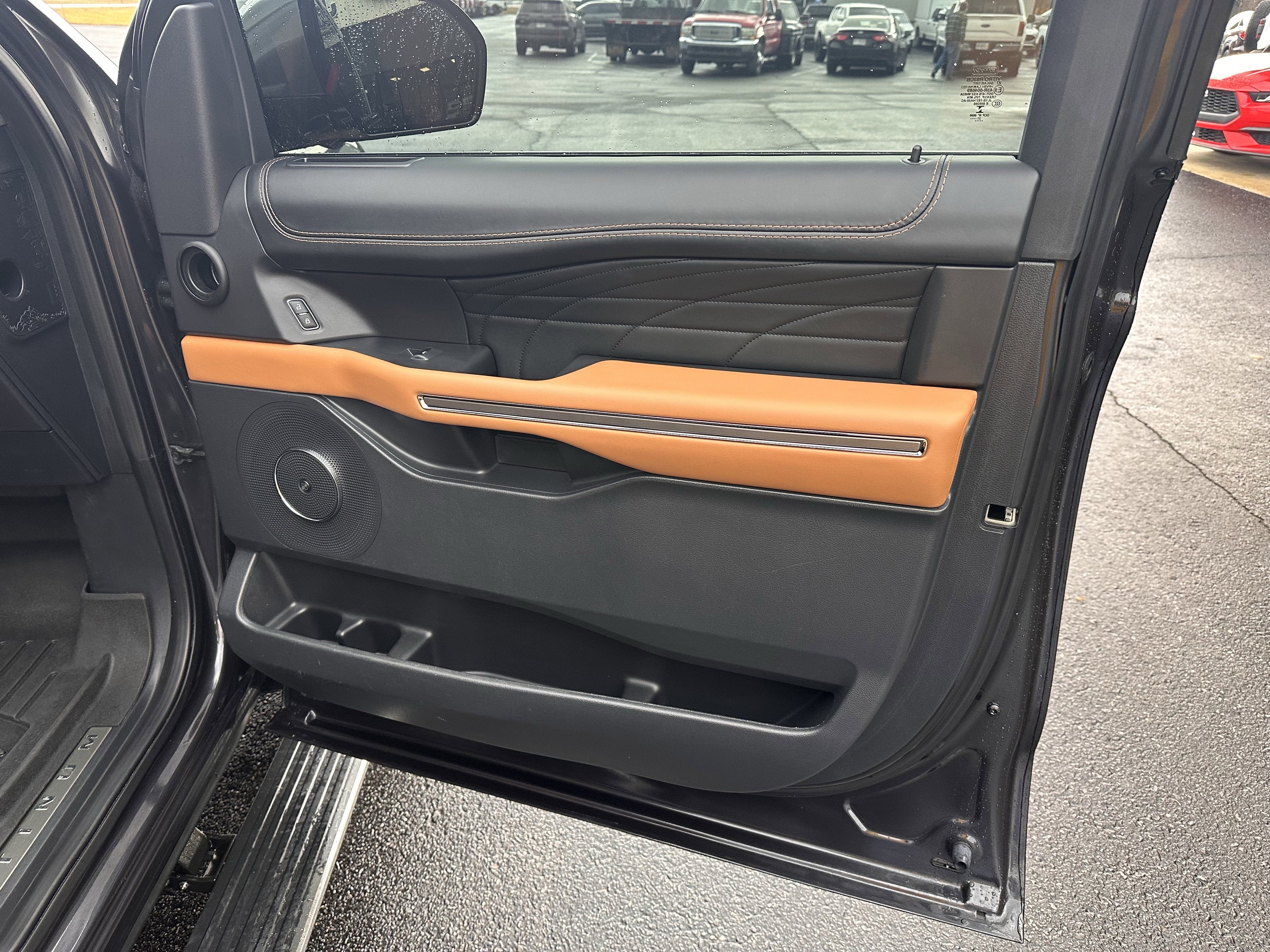 2022 Ford Expedition Max Platinum