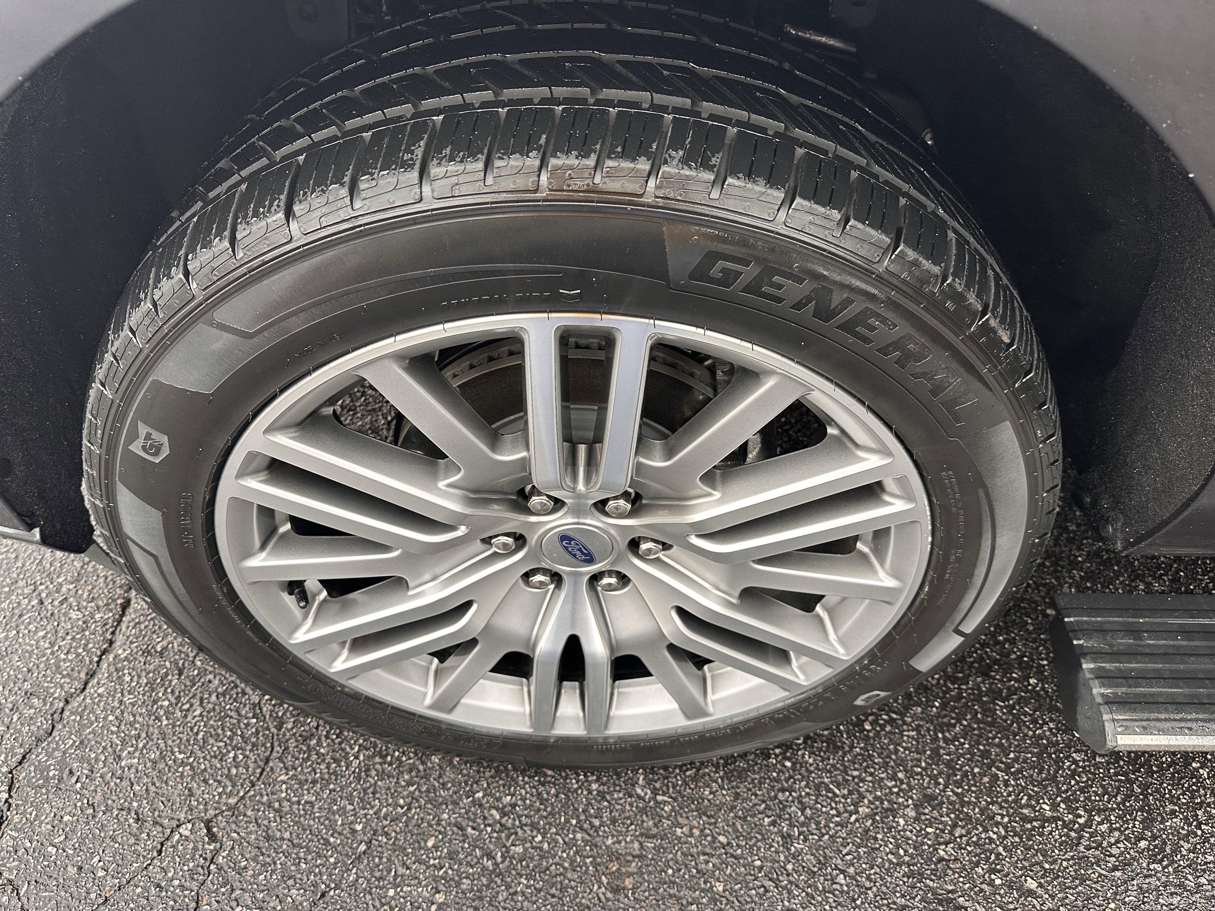 2022 Ford Expedition Max Platinum