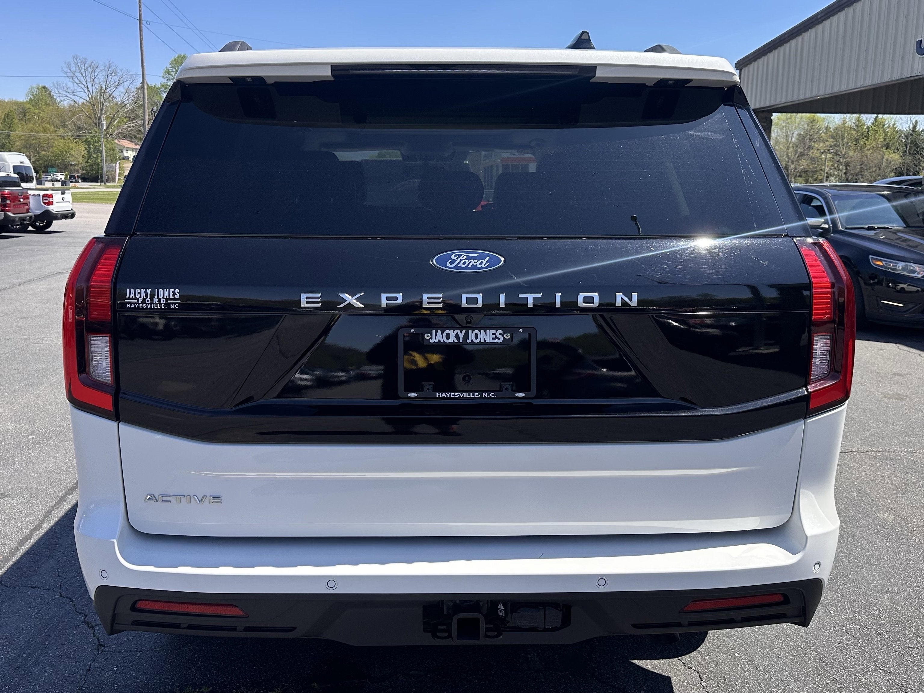2025 Ford Expedition Active