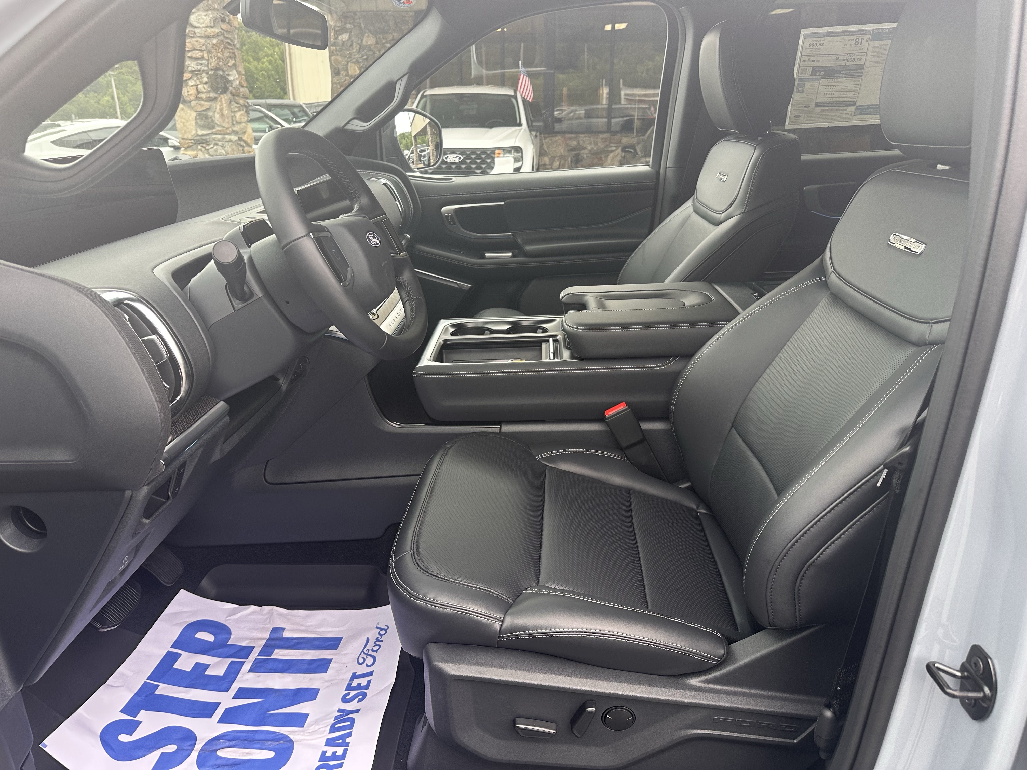 2027 Ford Expedition Platinum