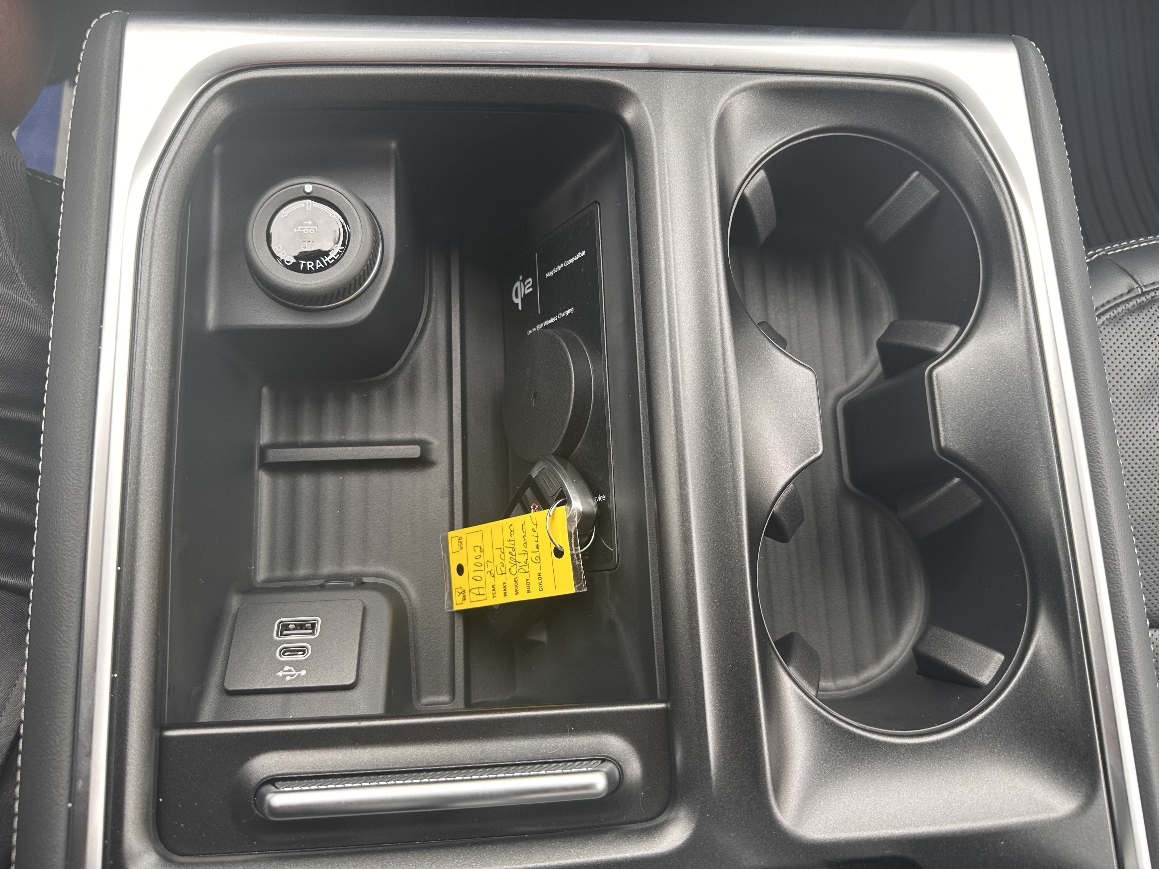 2027 Ford Expedition Platinum