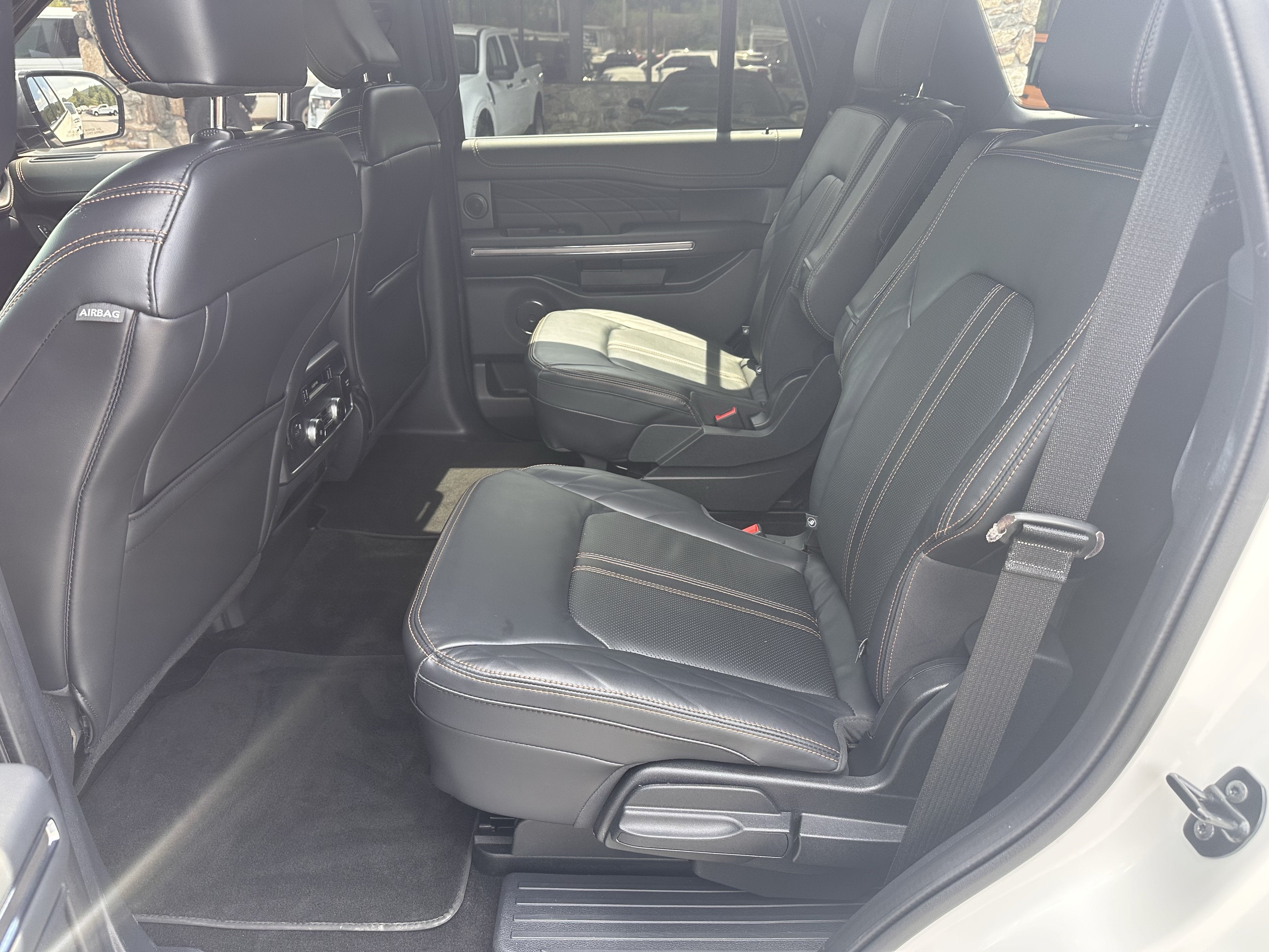 2022 Ford Expedition Platinum