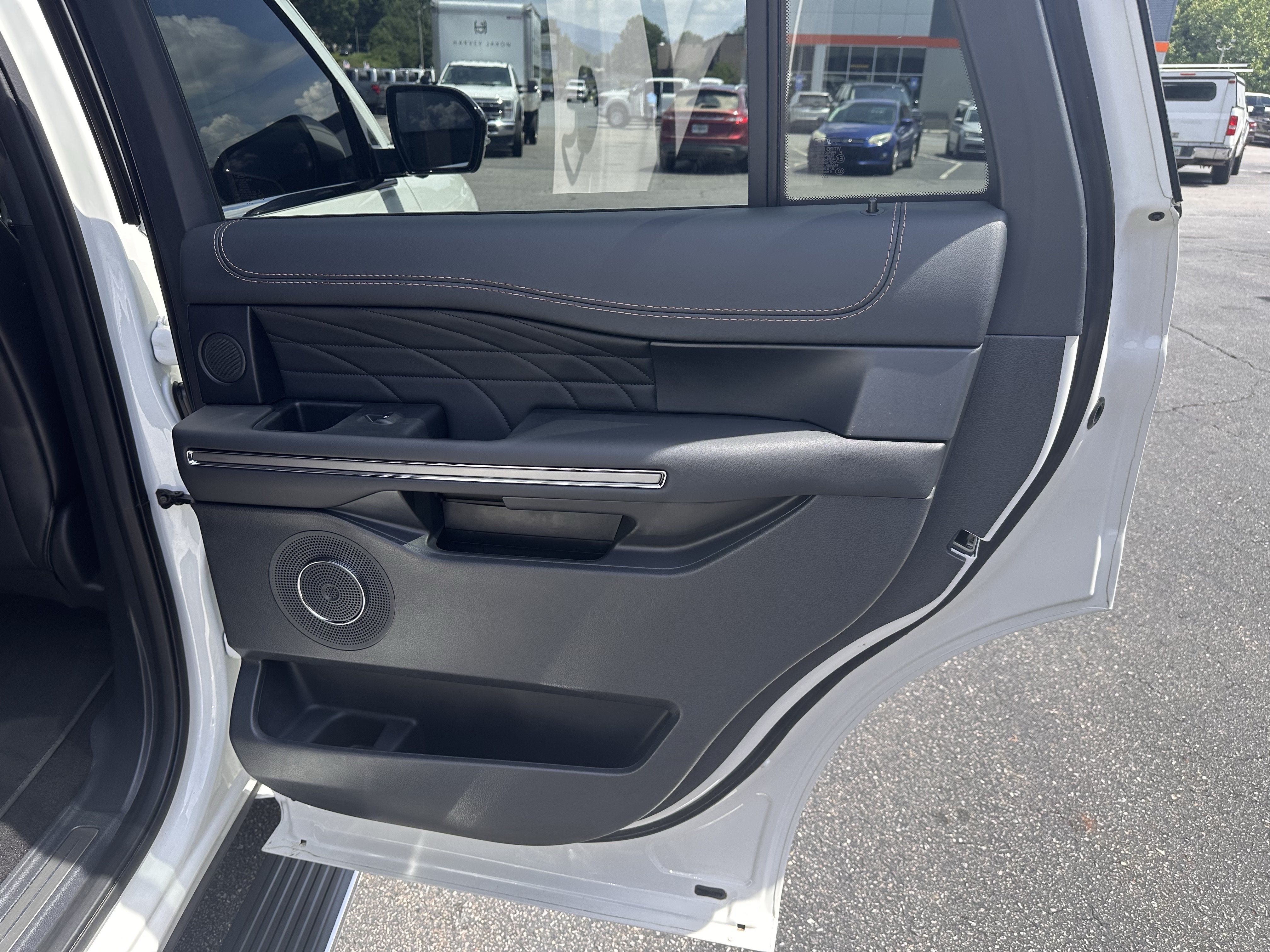 2022 Ford Expedition Platinum