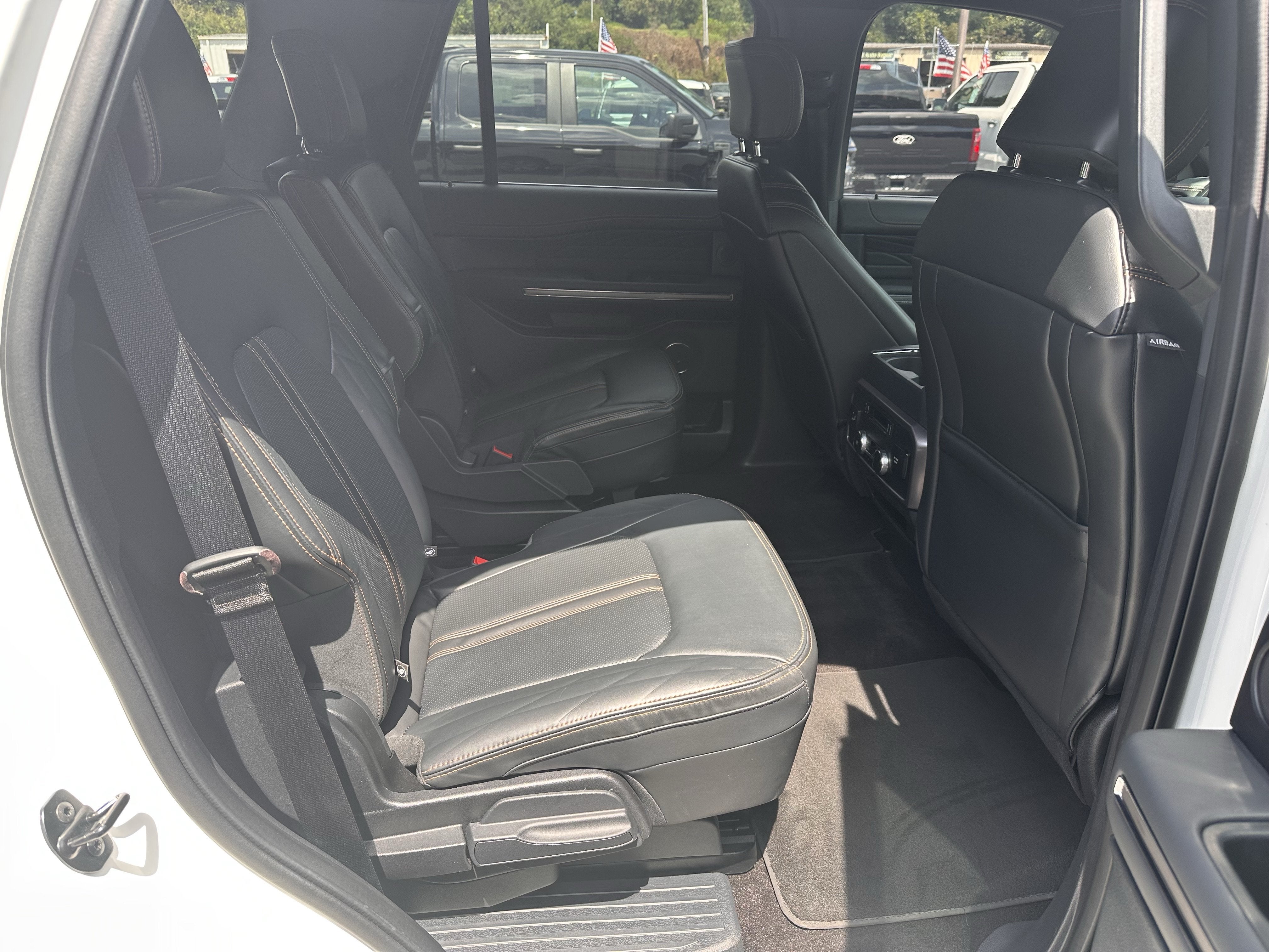 2022 Ford Expedition Platinum