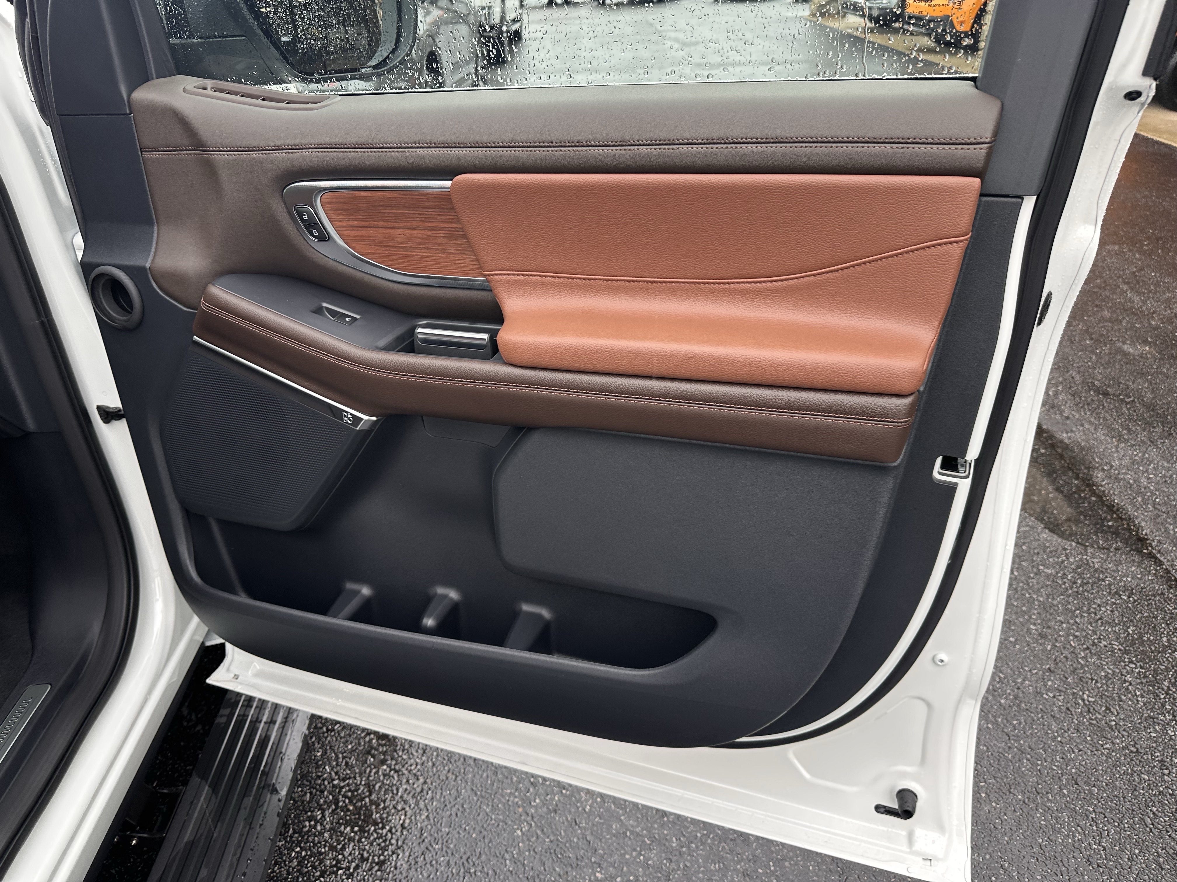2027 Ford Expedition King Ranch