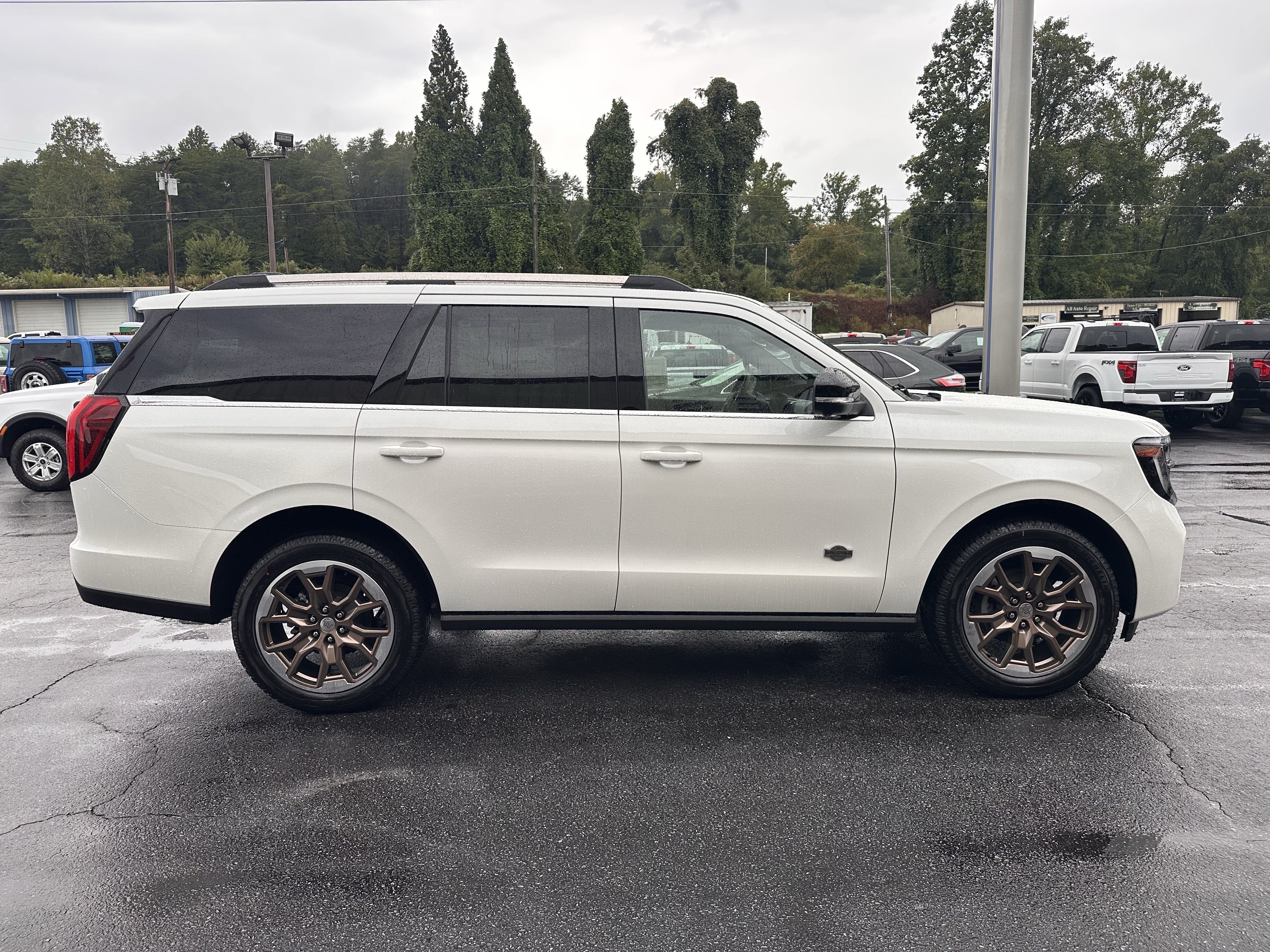 2027 Ford Expedition King Ranch