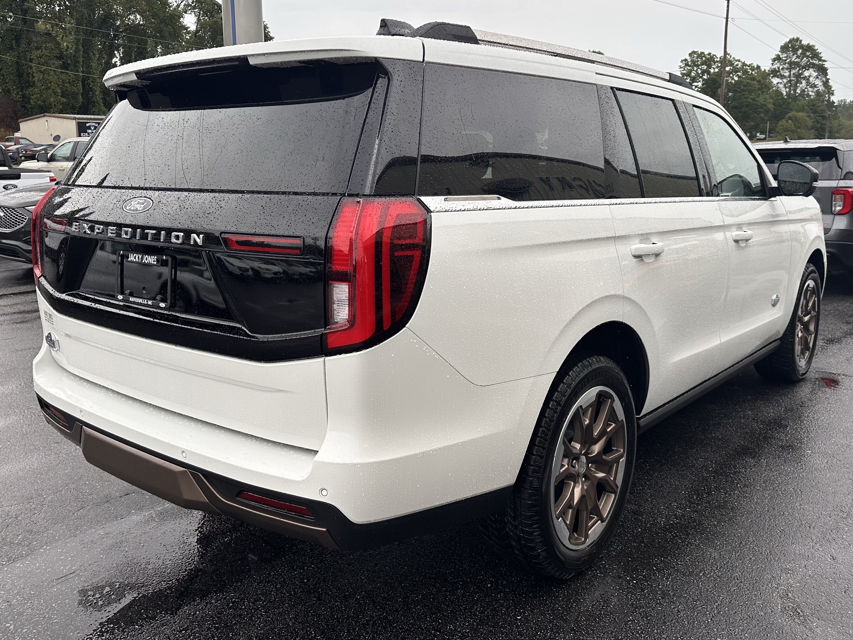 2027 Ford Expedition King Ranch