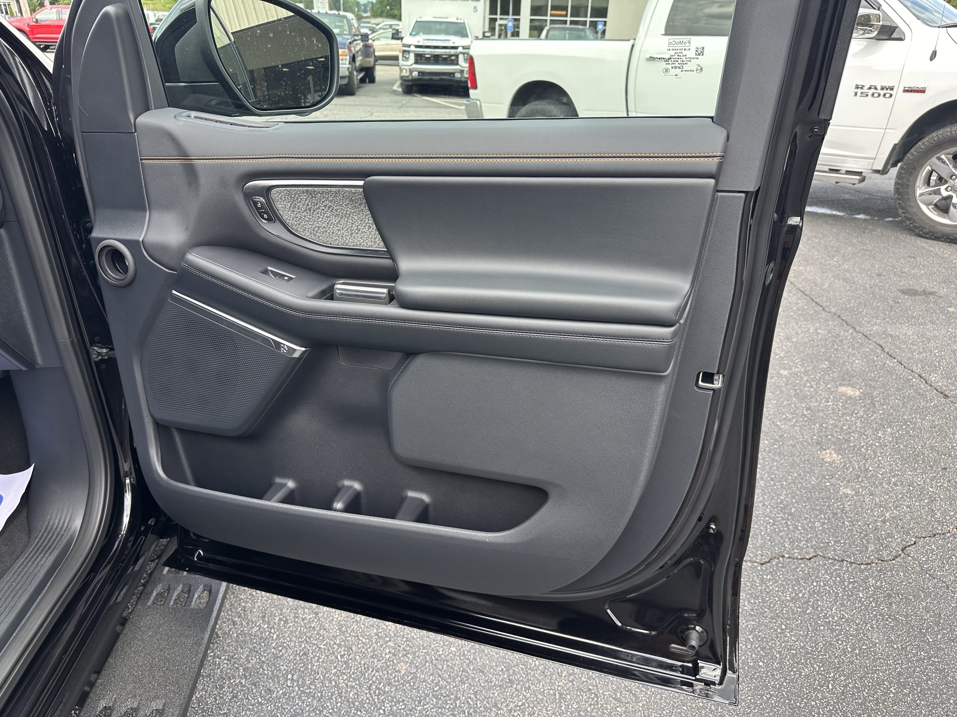 2027 Ford Expedition Tremor
