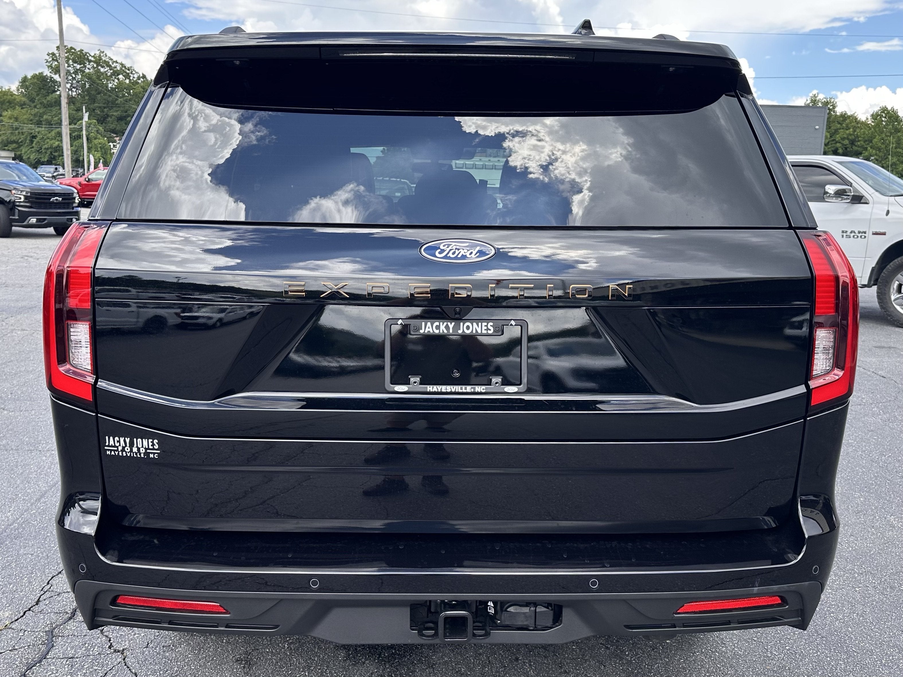 2027 Ford Expedition Tremor