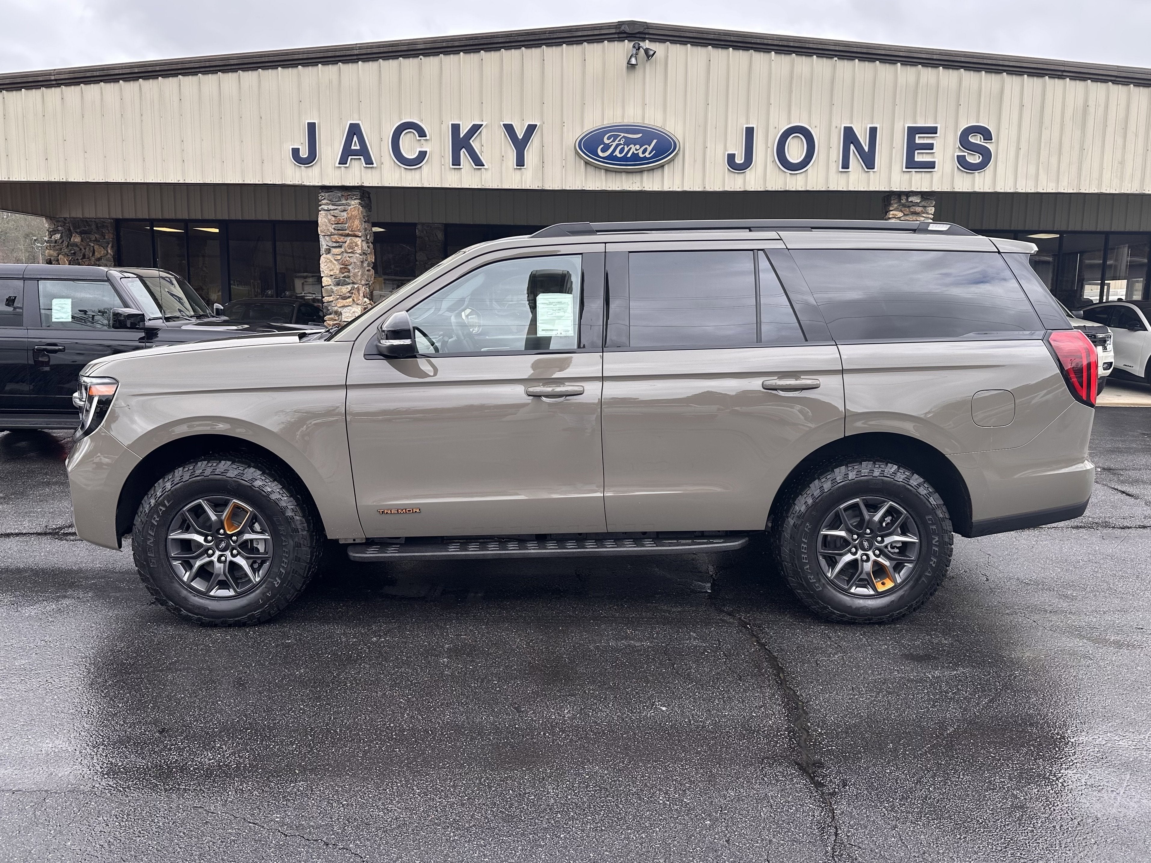 2026 Ford Expedition Tremor