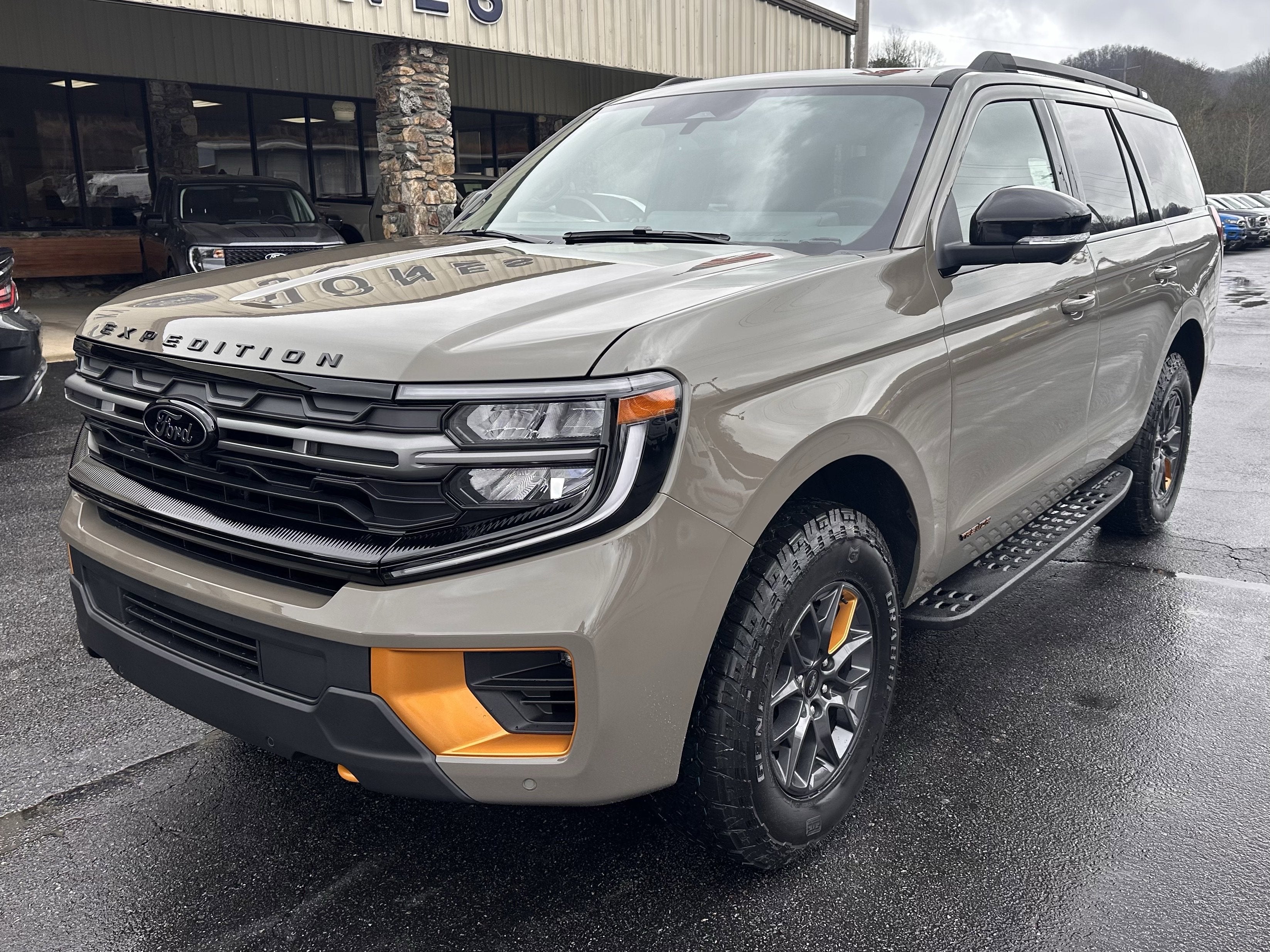 2026 Ford Expedition Tremor