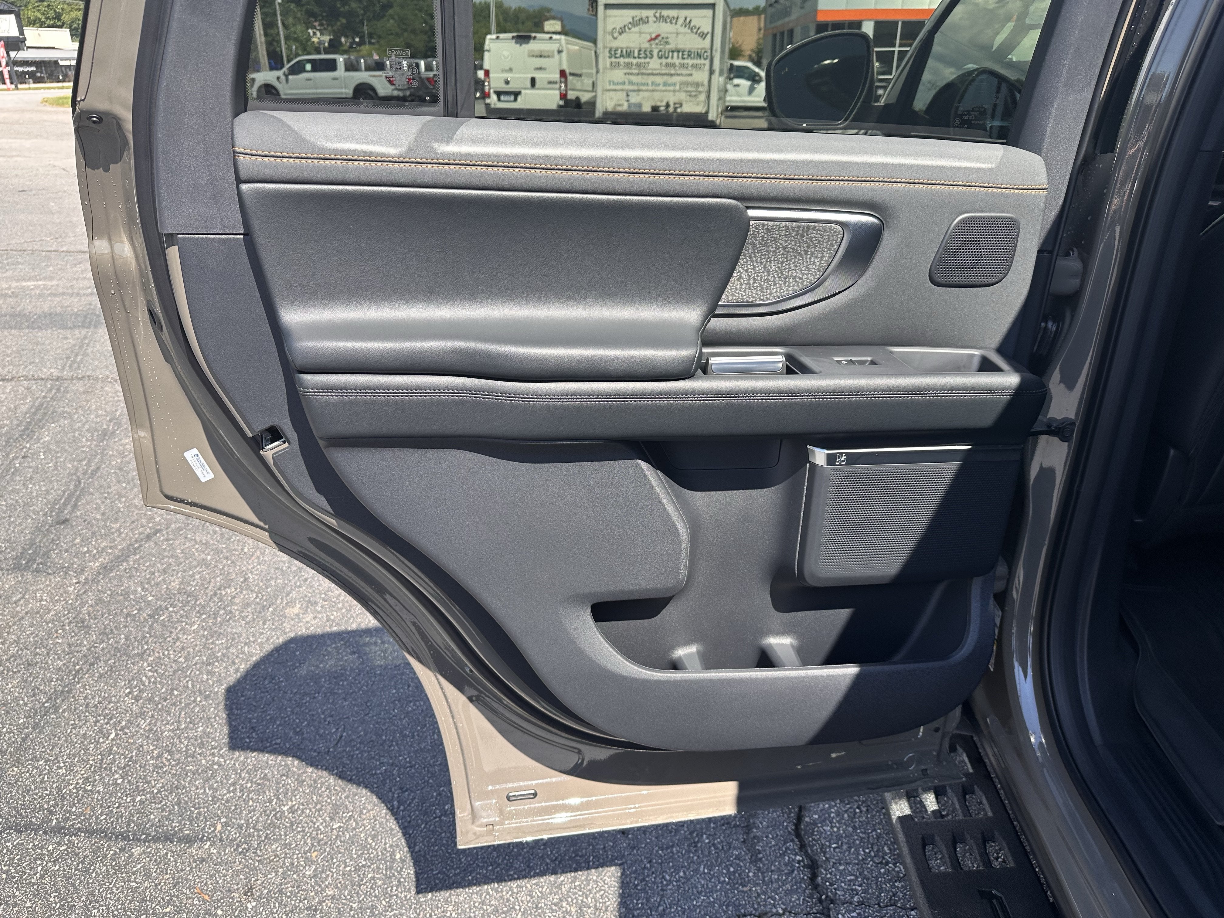 2027 Ford Expedition Tremor