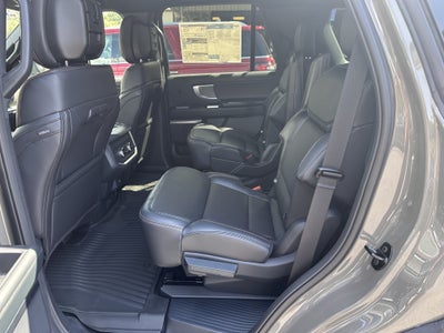 2027 Ford Expedition Tremor
