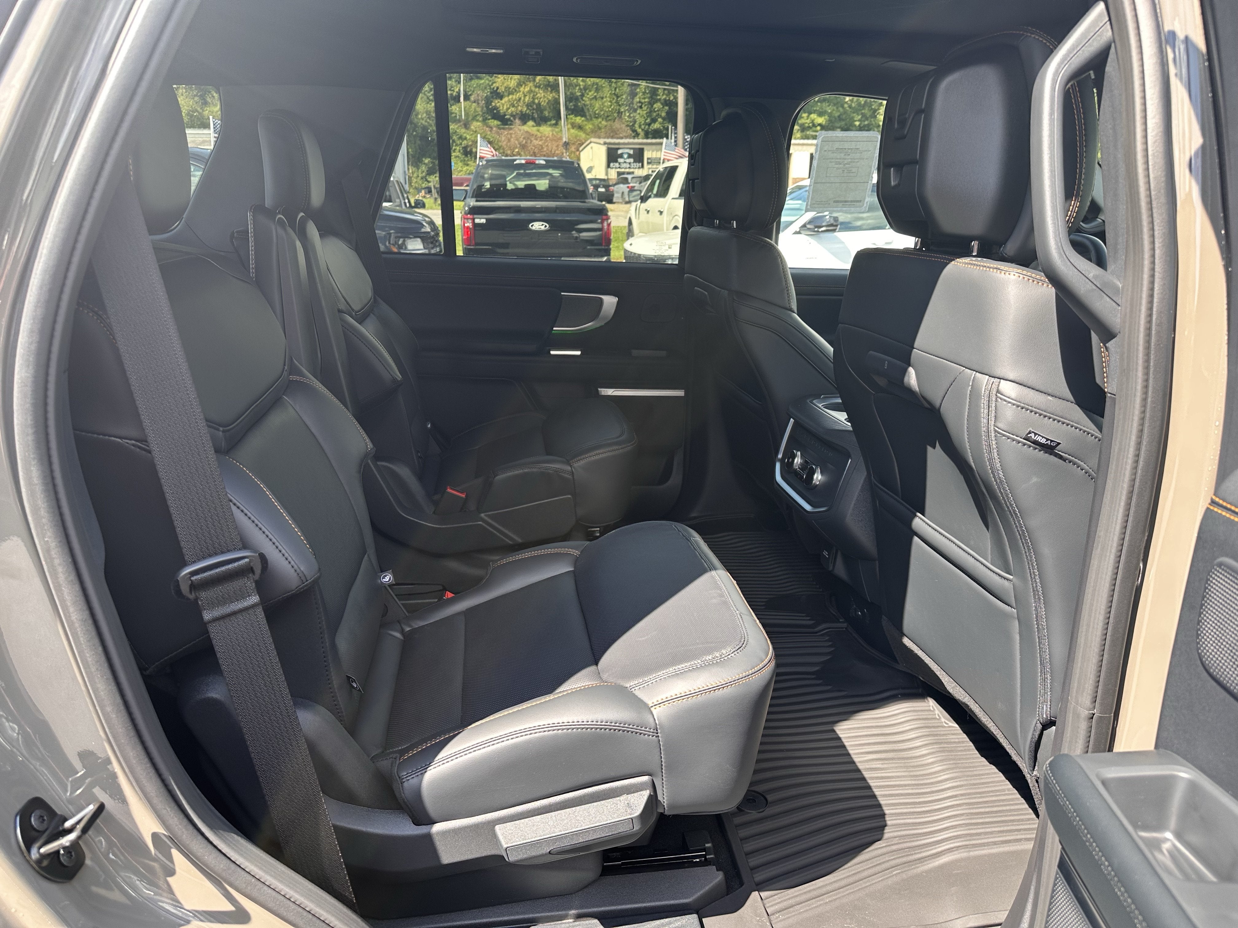 2027 Ford Expedition Tremor