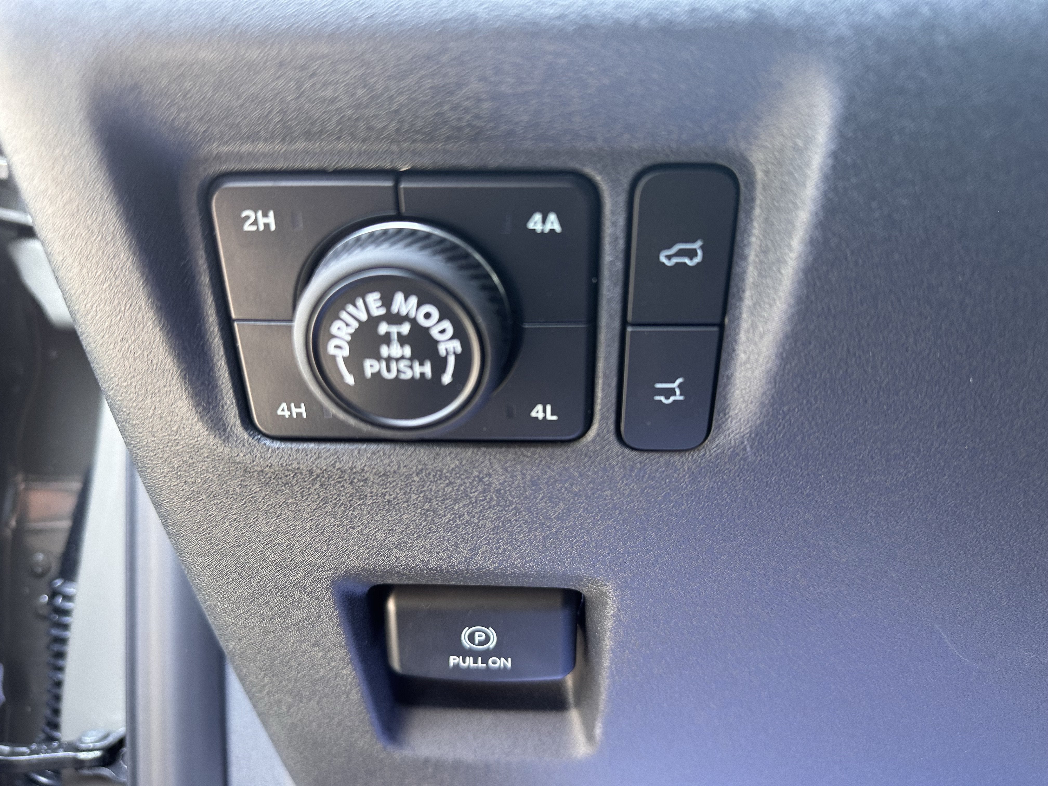 2027 Ford Expedition Tremor