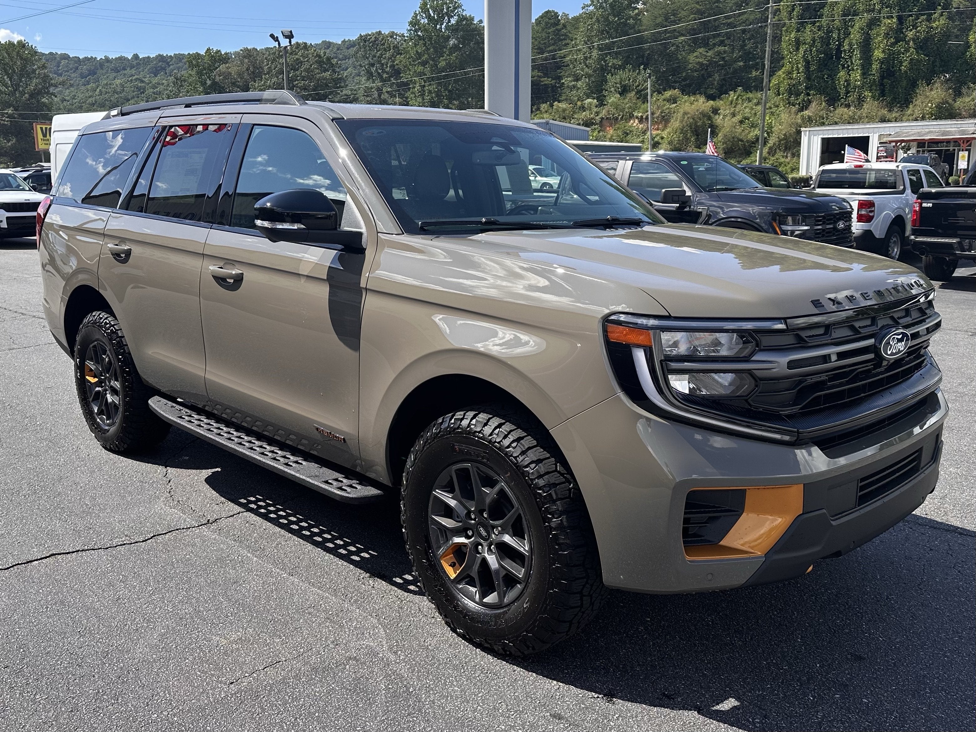 2027 Ford Expedition Tremor