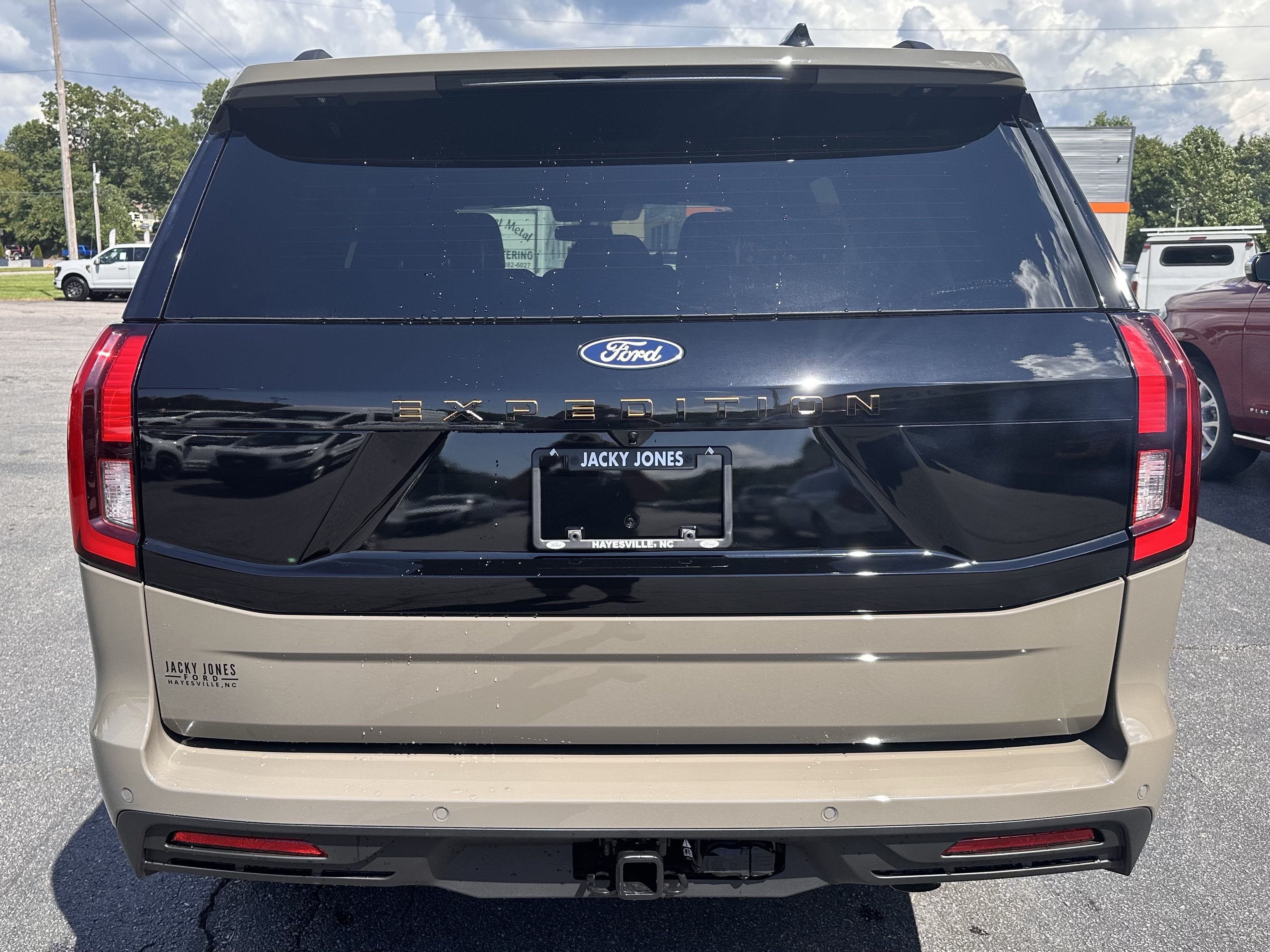 2027 Ford Expedition Tremor