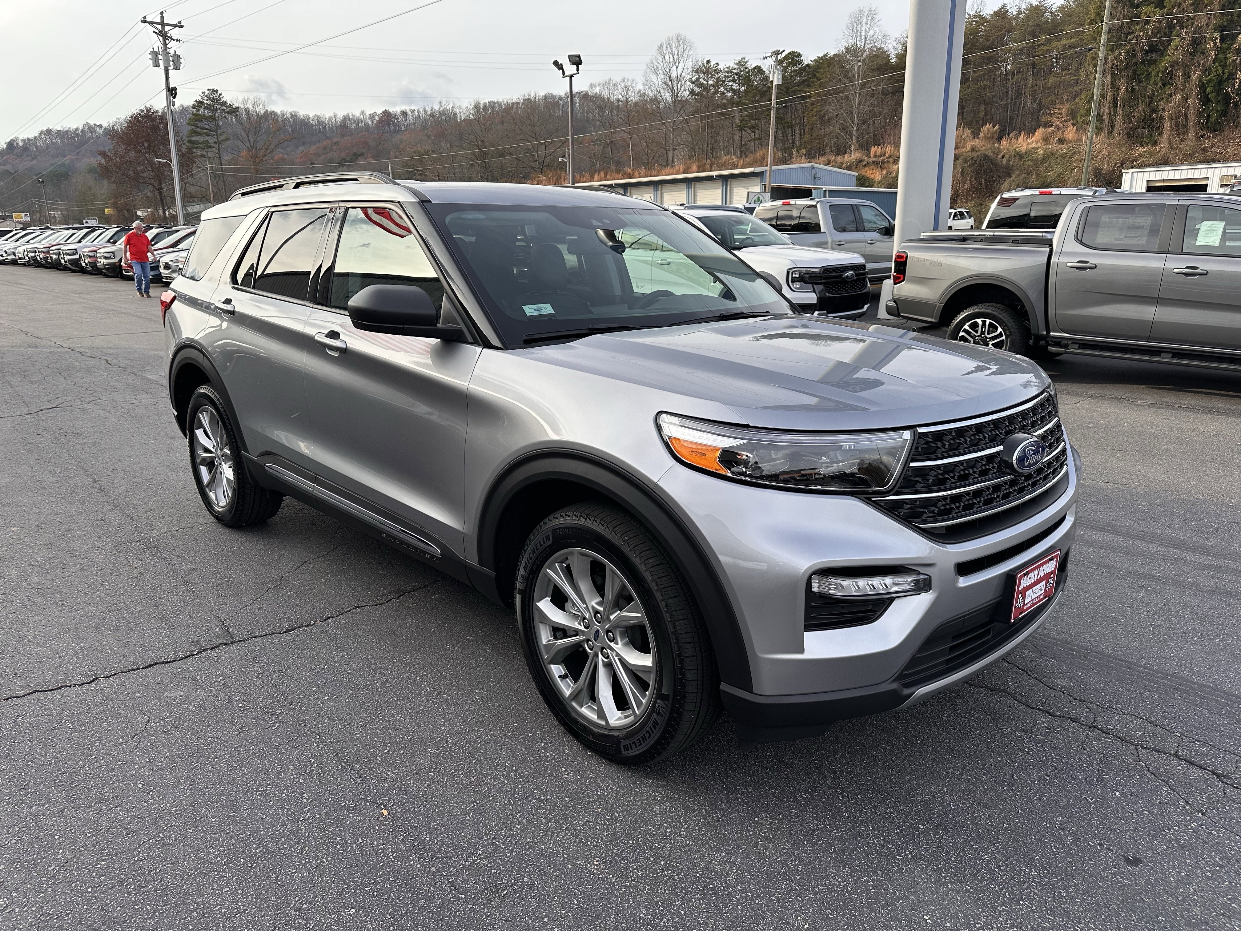 2024 Ford Explorer XLT