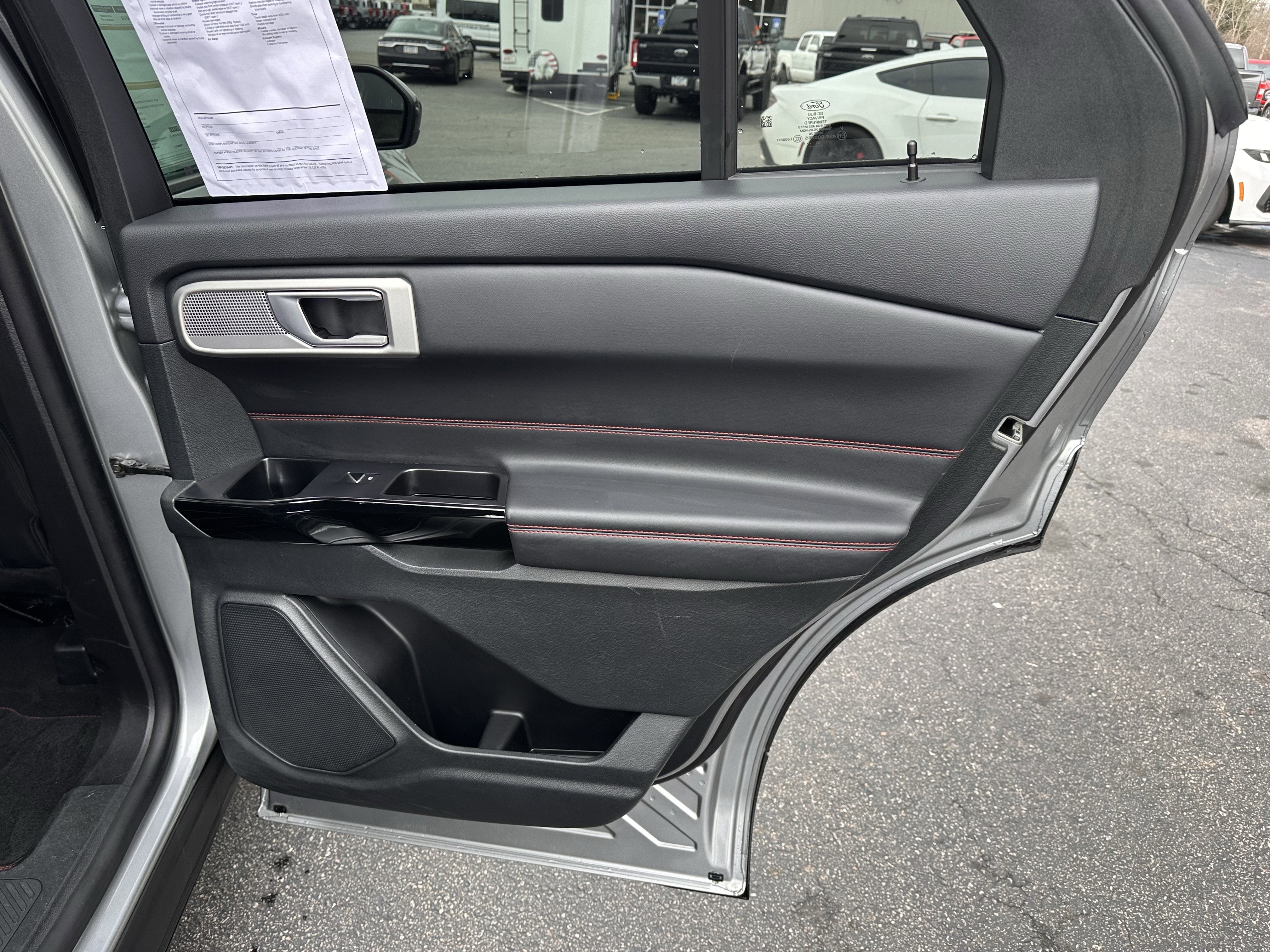 2023 Ford Explorer ST-Line