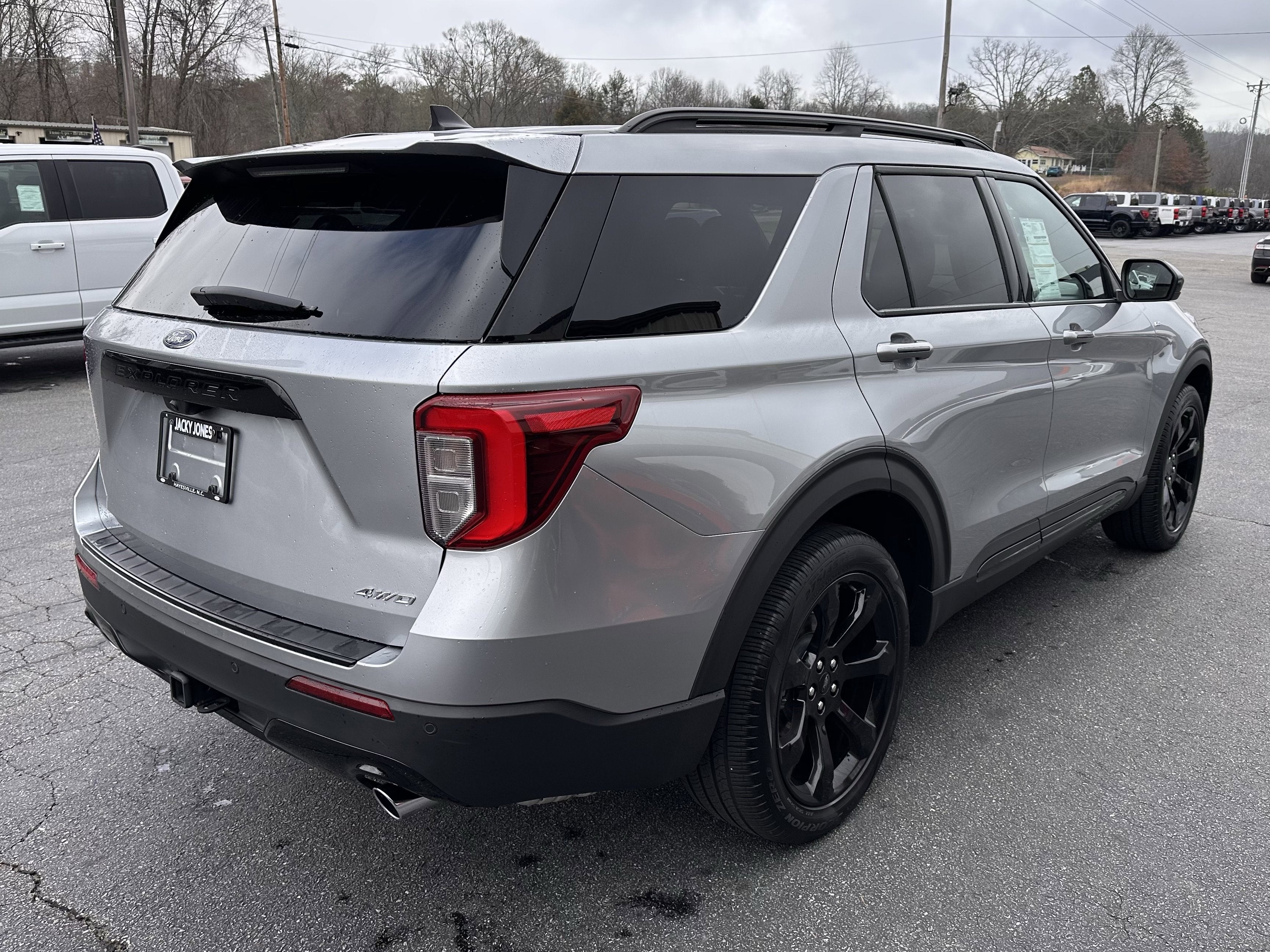 2023 Ford Explorer ST-Line