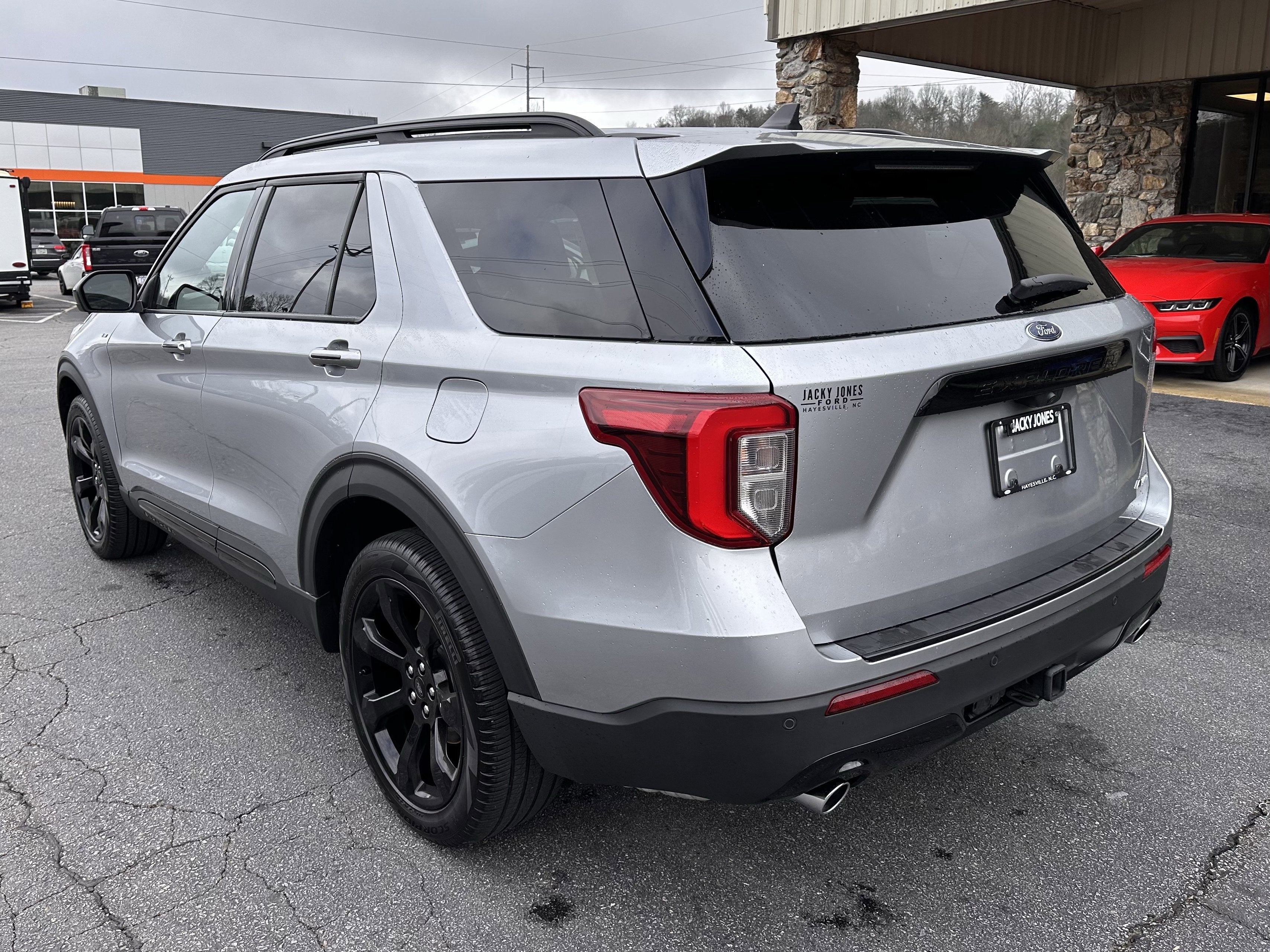 2023 Ford Explorer ST-Line
