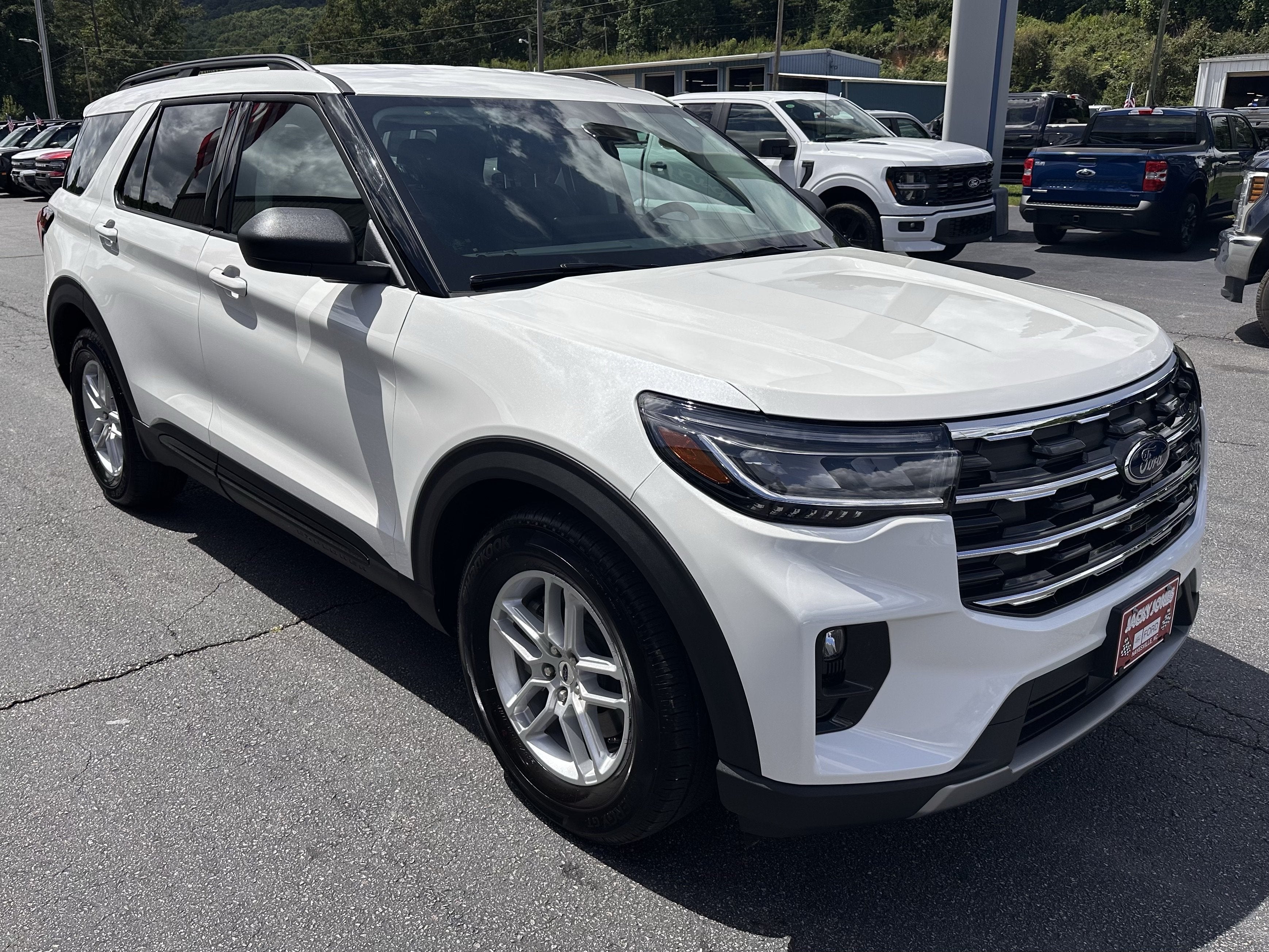 2026 Ford Explorer Active w/200A Pkg