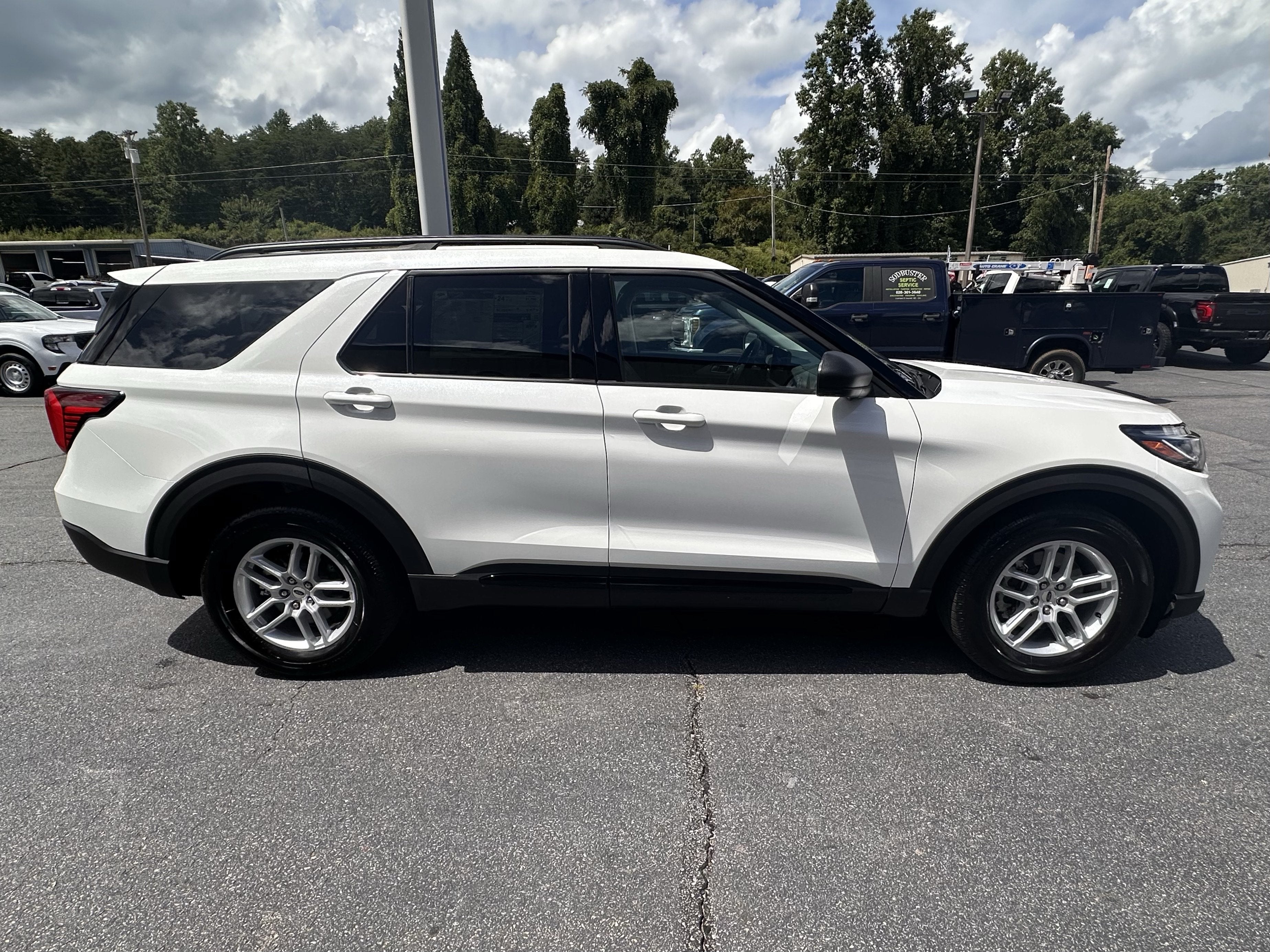 2026 Ford Explorer Active w/200A Pkg