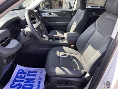 2026 Ford Explorer Active w/200A Pkg